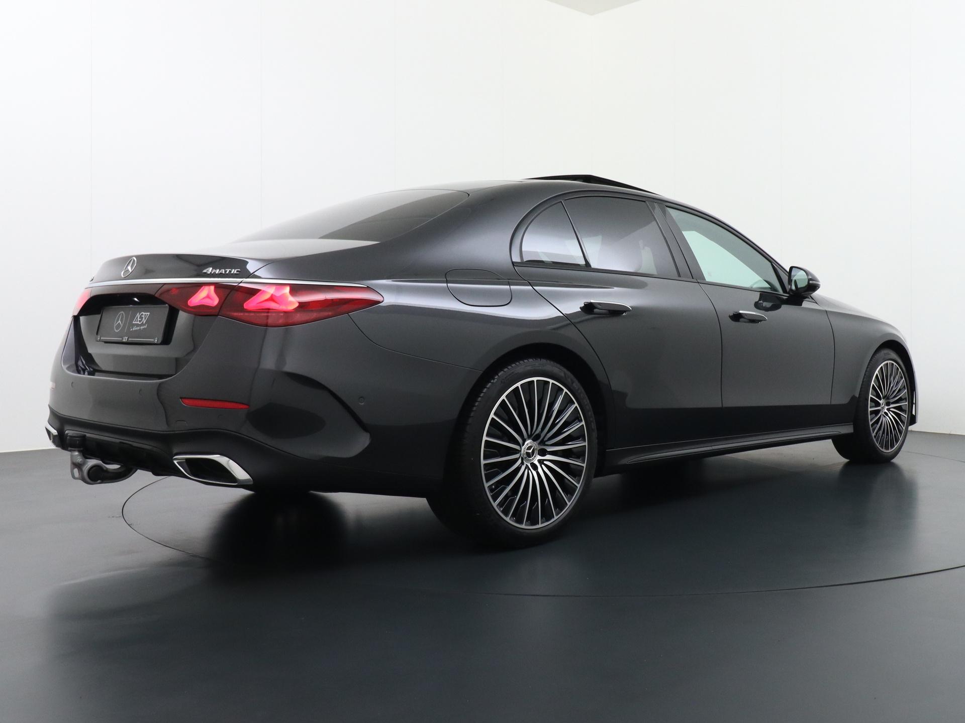 Mercedes-Benz E-Klasse 400 e 4MATIC AMG Line 8