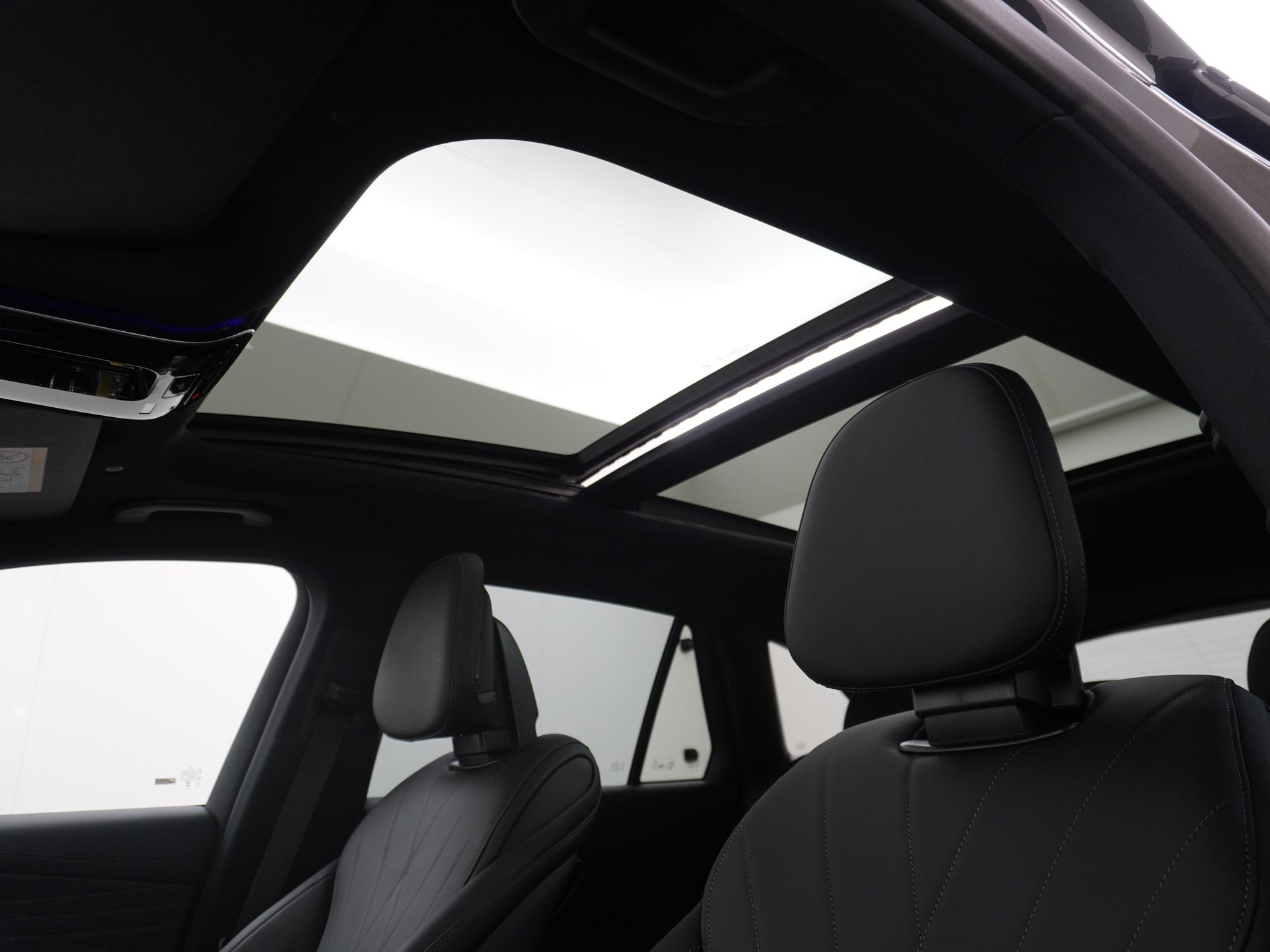 Mercedes-Benz GLC 400e 4MATIC Sport Edition 23