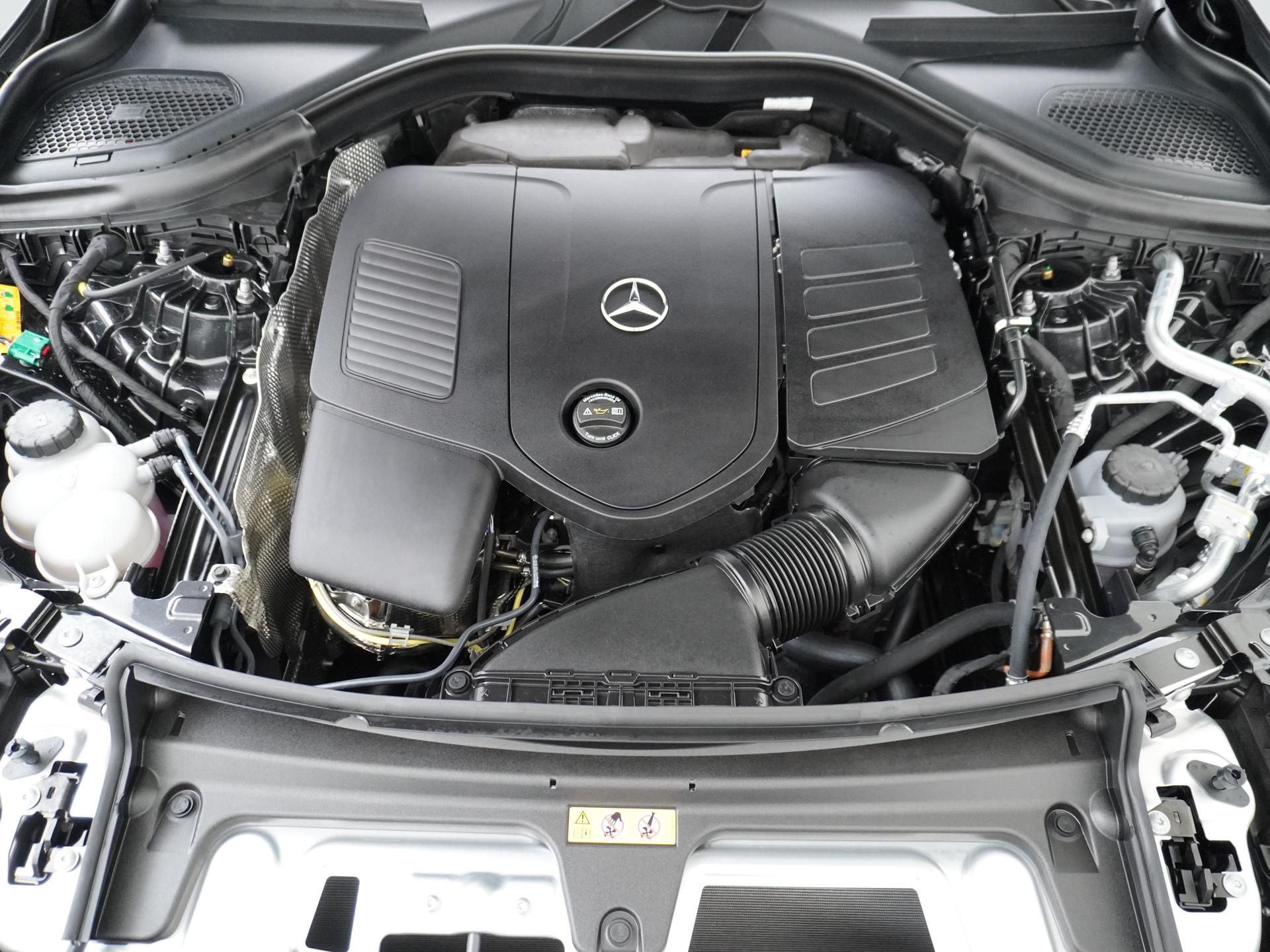 Mercedes-Benz GLC 400e 4MATIC Sport Edition 18