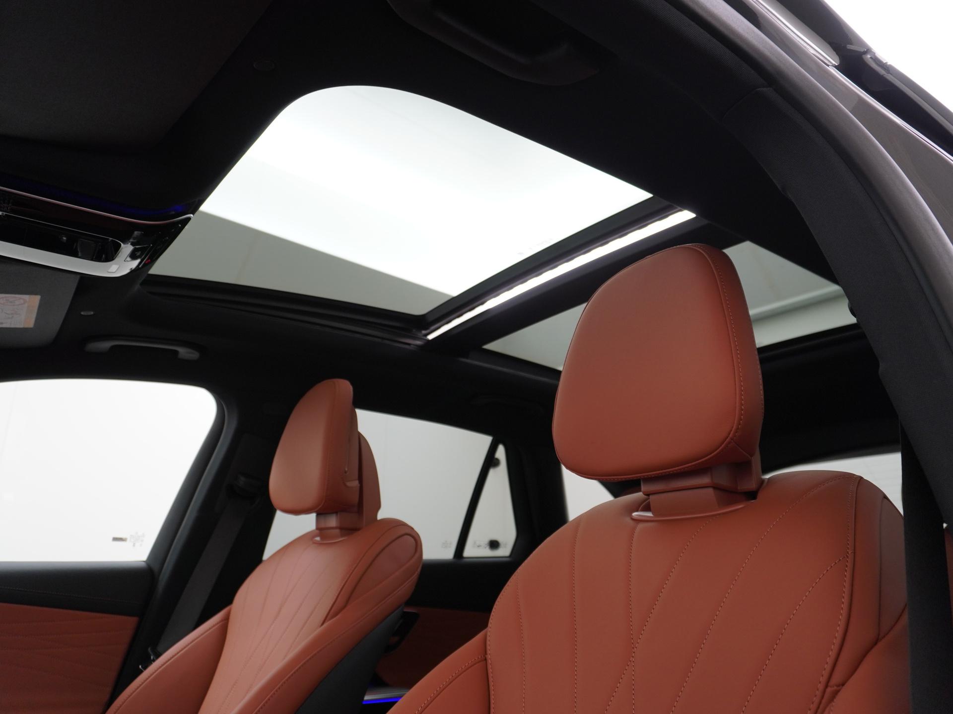 Mercedes-Benz GLC 400e 4MATIC Sport Edition 23