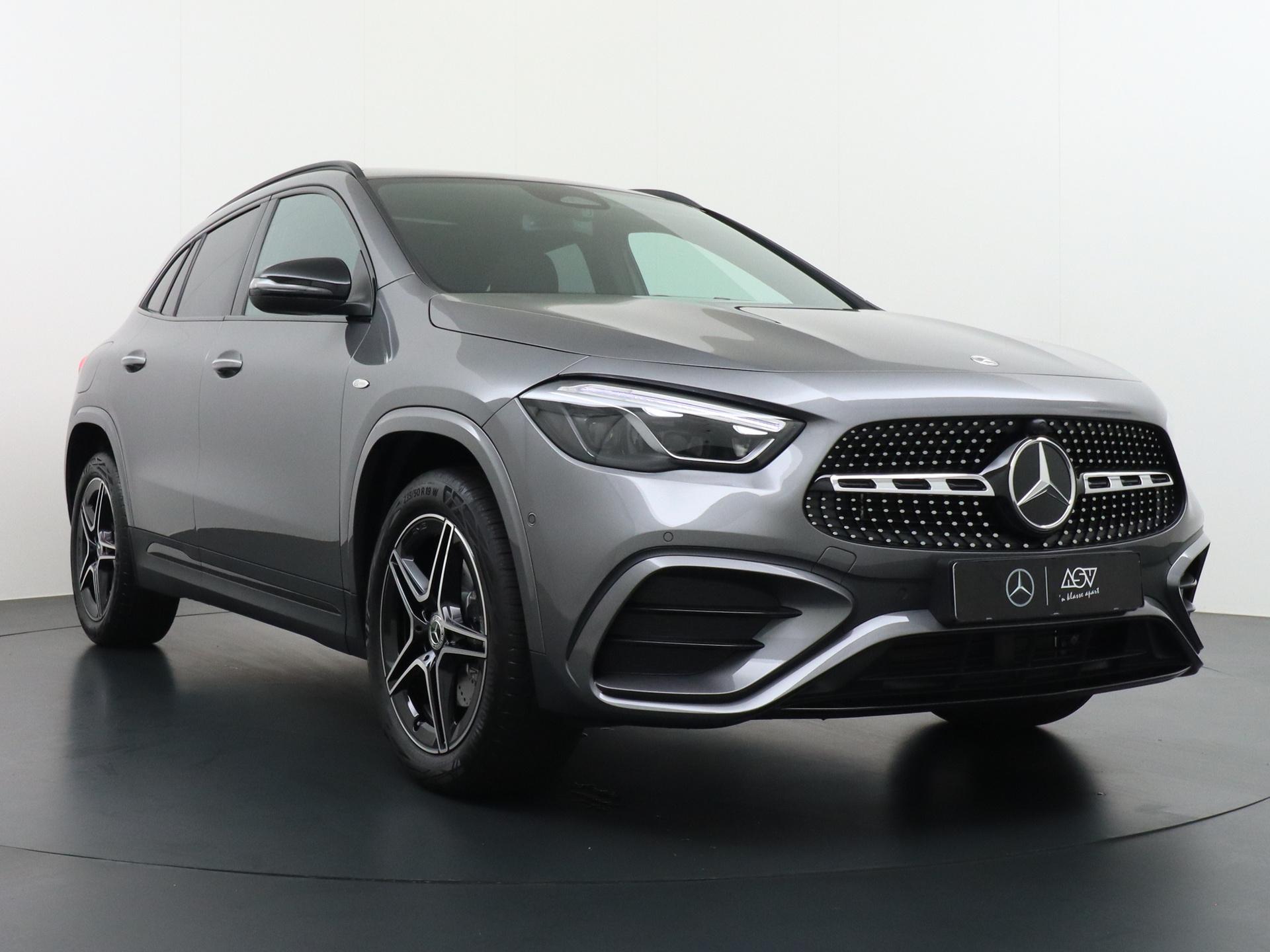 Mercedes-Benz GLA 250 e Business Solution AMG 10