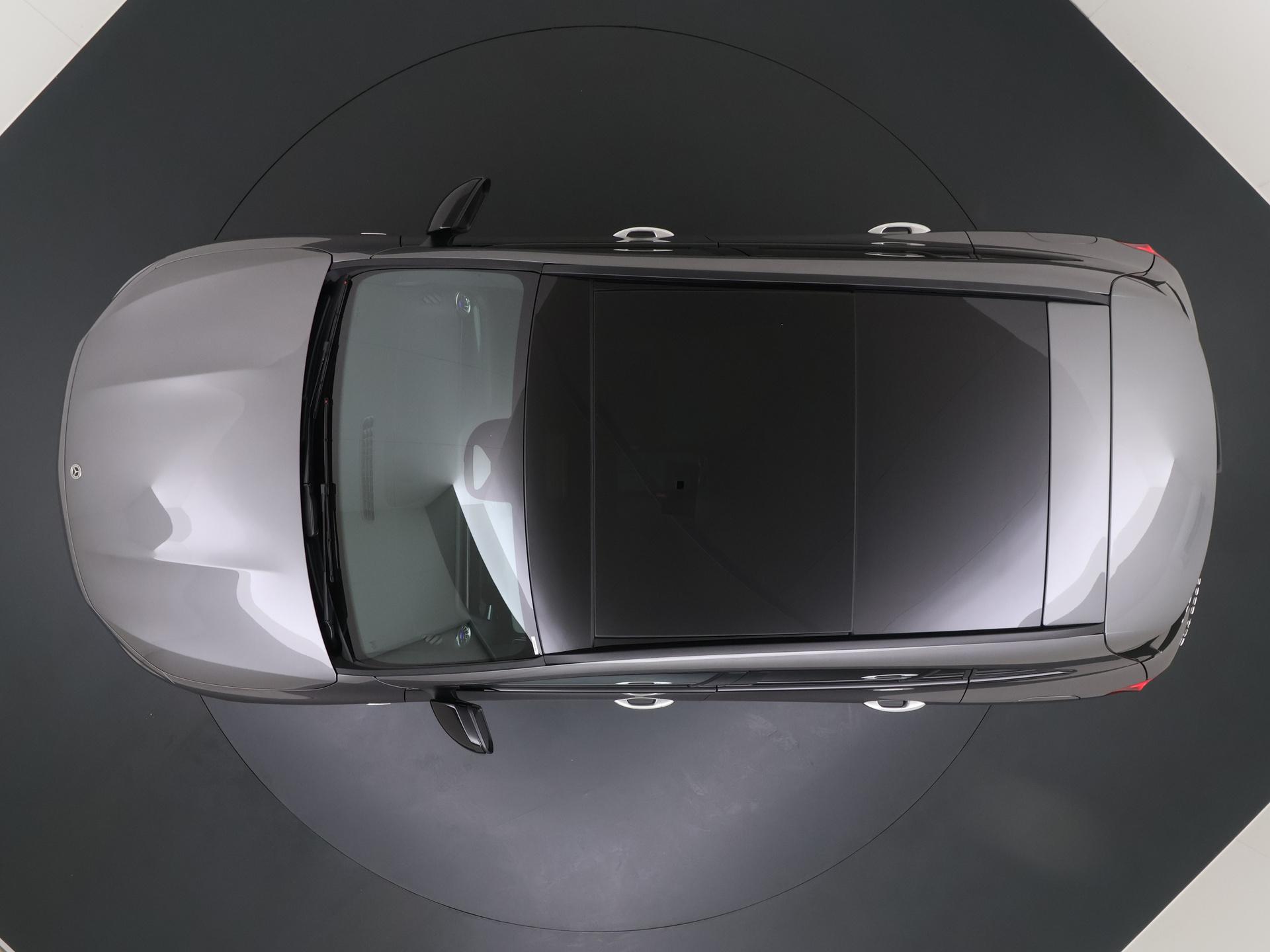 Mercedes-Benz GLA 250 e Business Solution AMG 12