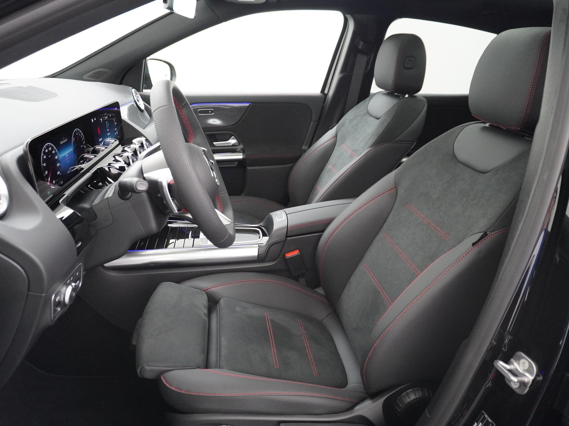 Mercedes-Benz GLA 250 e Business Solution AMG 19