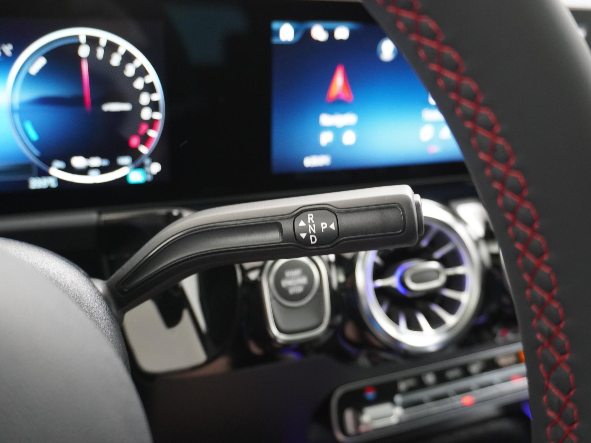 Mercedes-Benz GLA 250 e Business Solution AMG 29