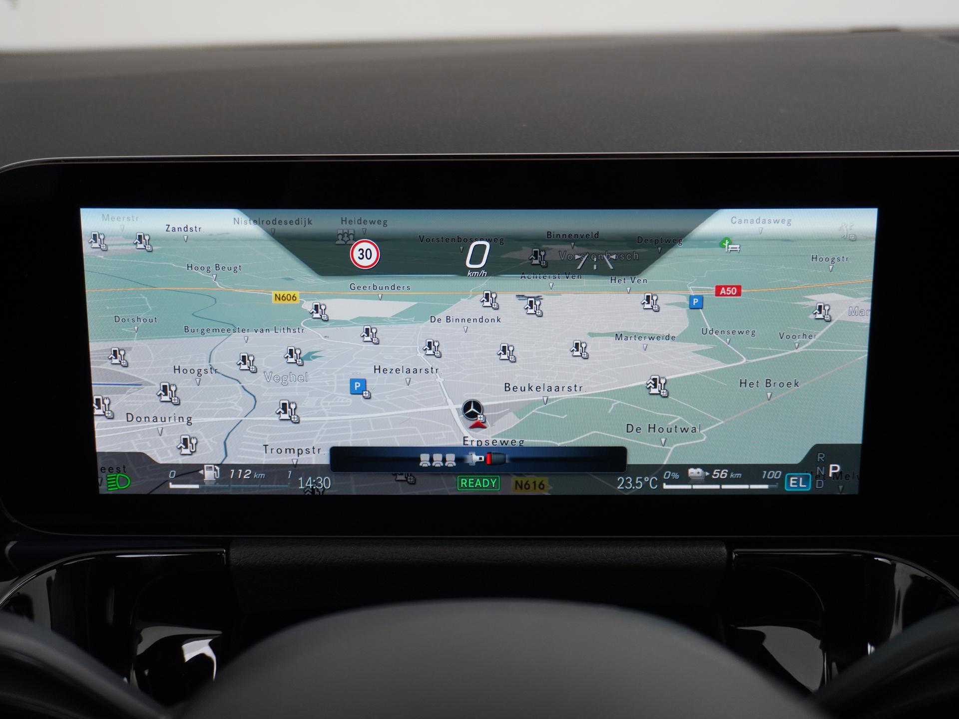 Mercedes-Benz GLA 250 e Business Solution AMG 33