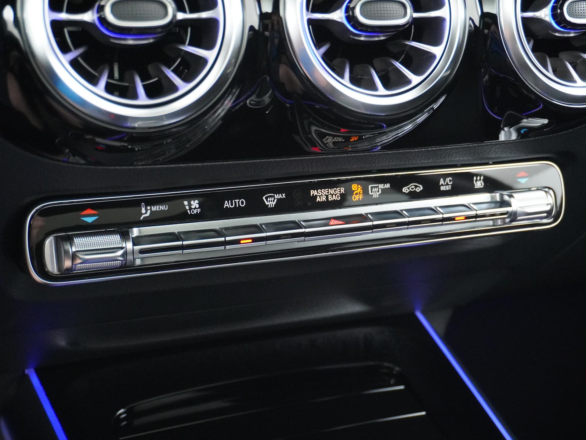 Mercedes-Benz GLA 250 e Business Solution AMG 44