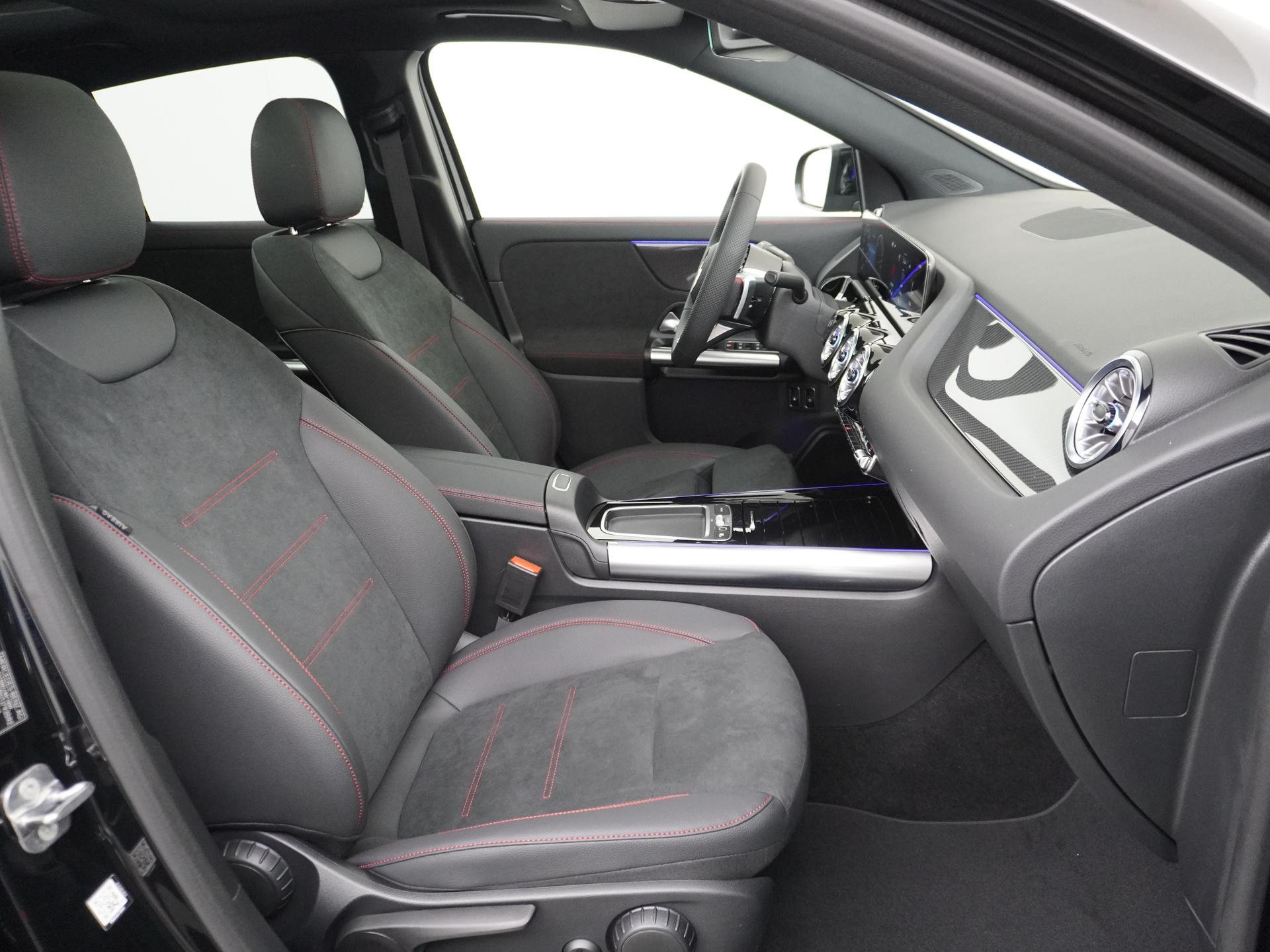 Mercedes-Benz GLA 250 e Business Solution AMG 47