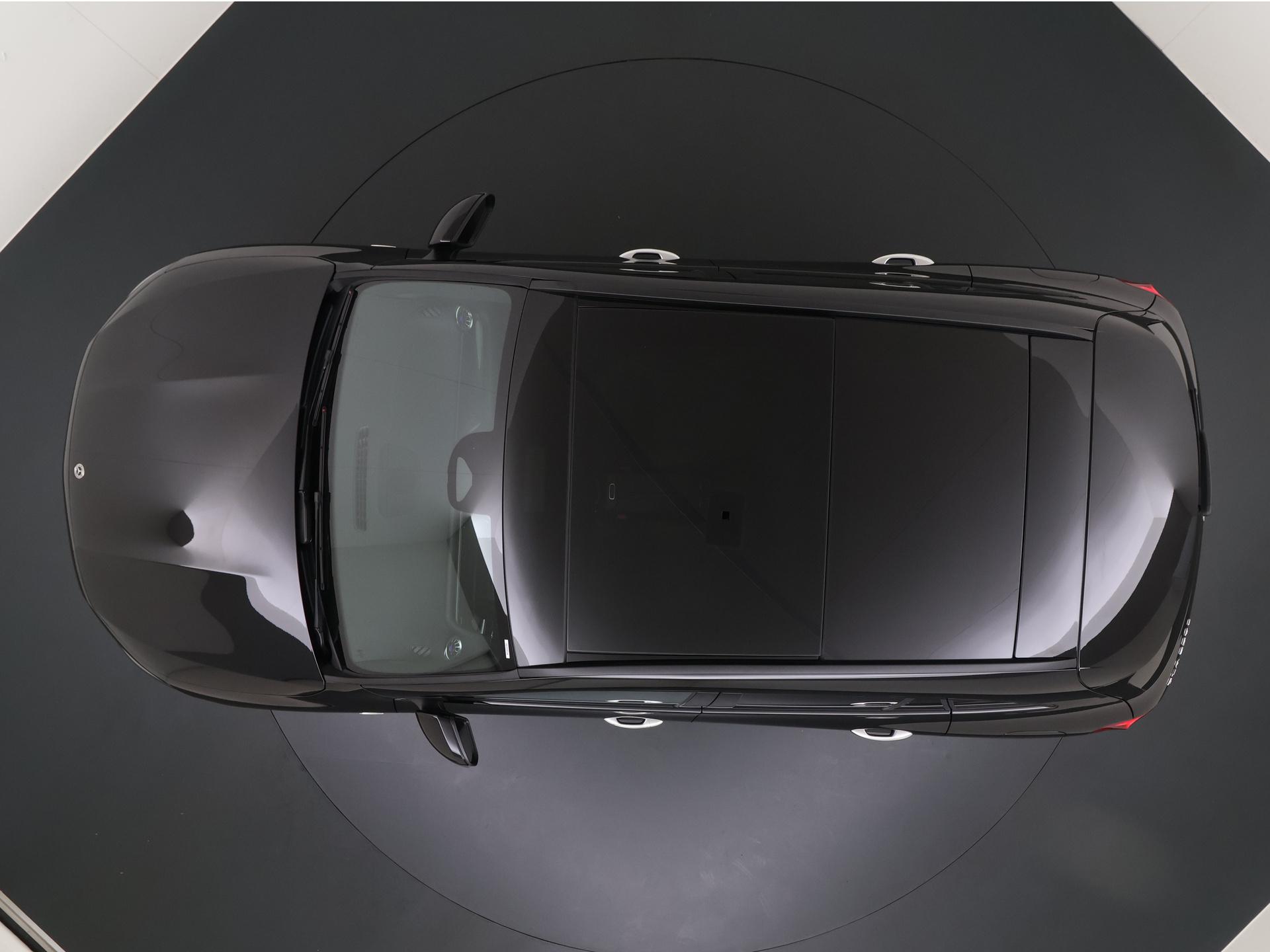 Mercedes-Benz GLA 250 e Business Solution AMG 8