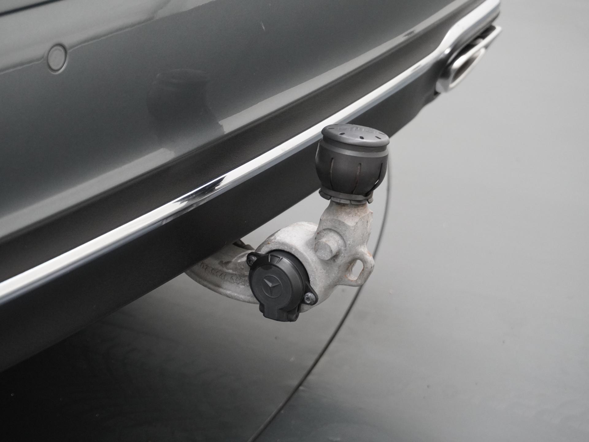 Mercedes-Benz E-Klasse 350 e 12