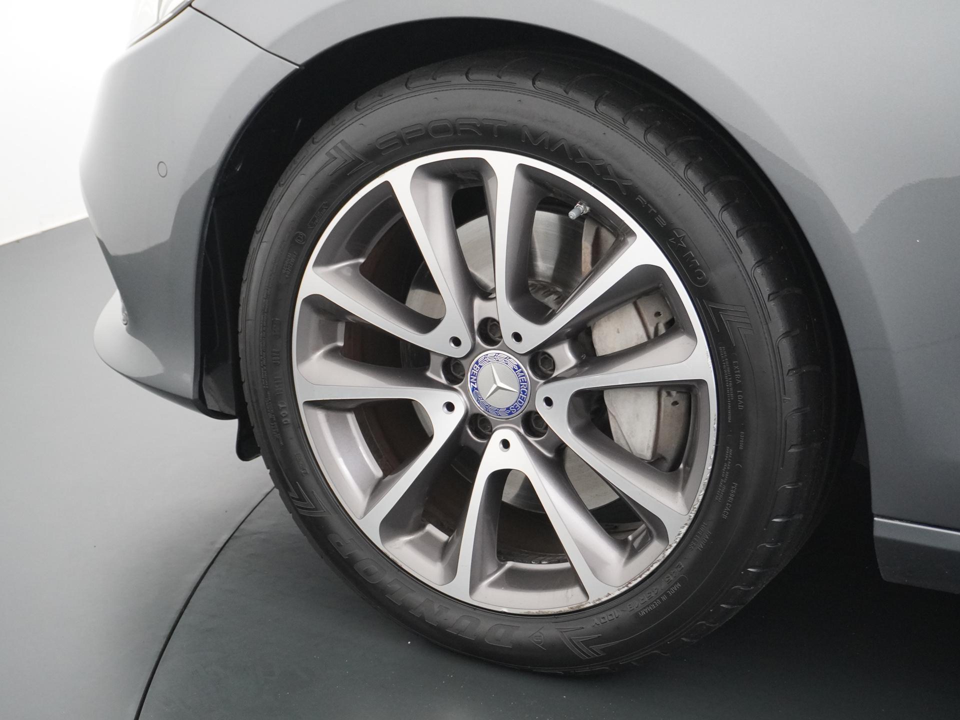 Mercedes-Benz E-Klasse 350 e 14