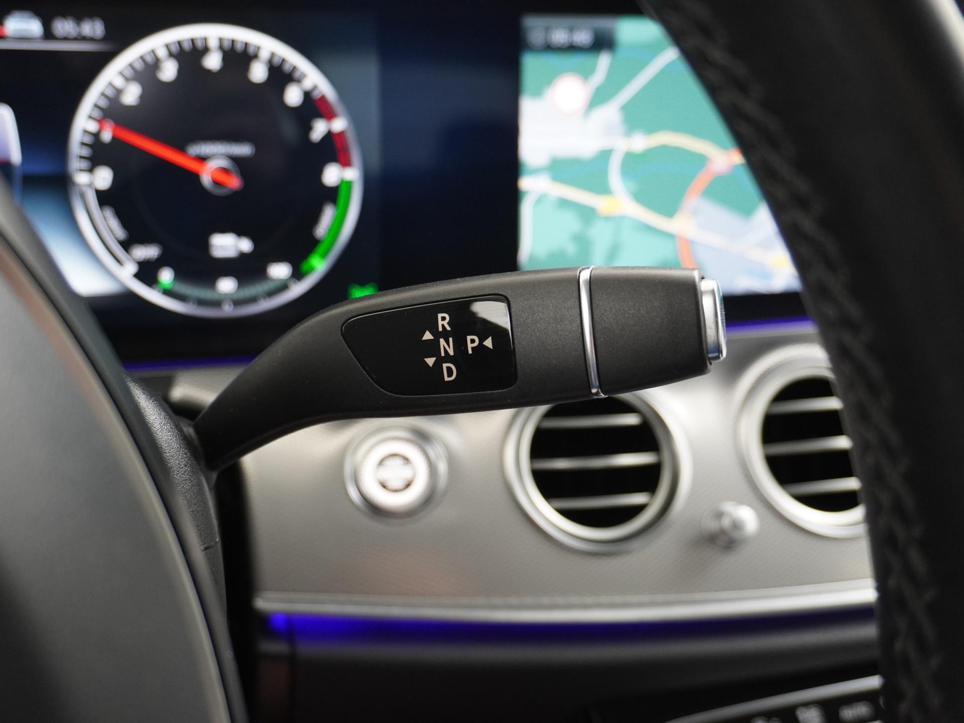 Mercedes-Benz E-Klasse 350 e 29