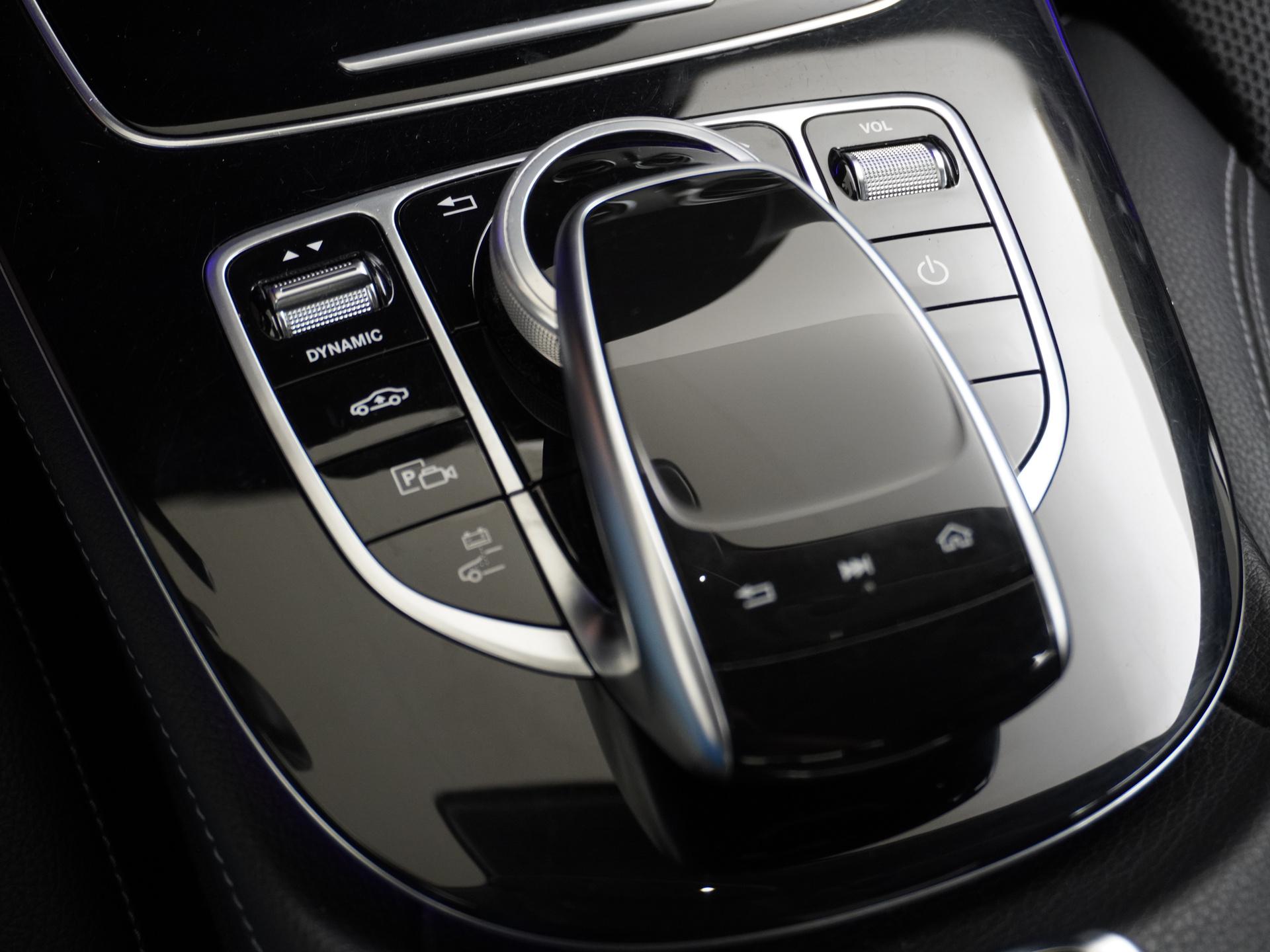 Mercedes-Benz E-Klasse 350 e 37