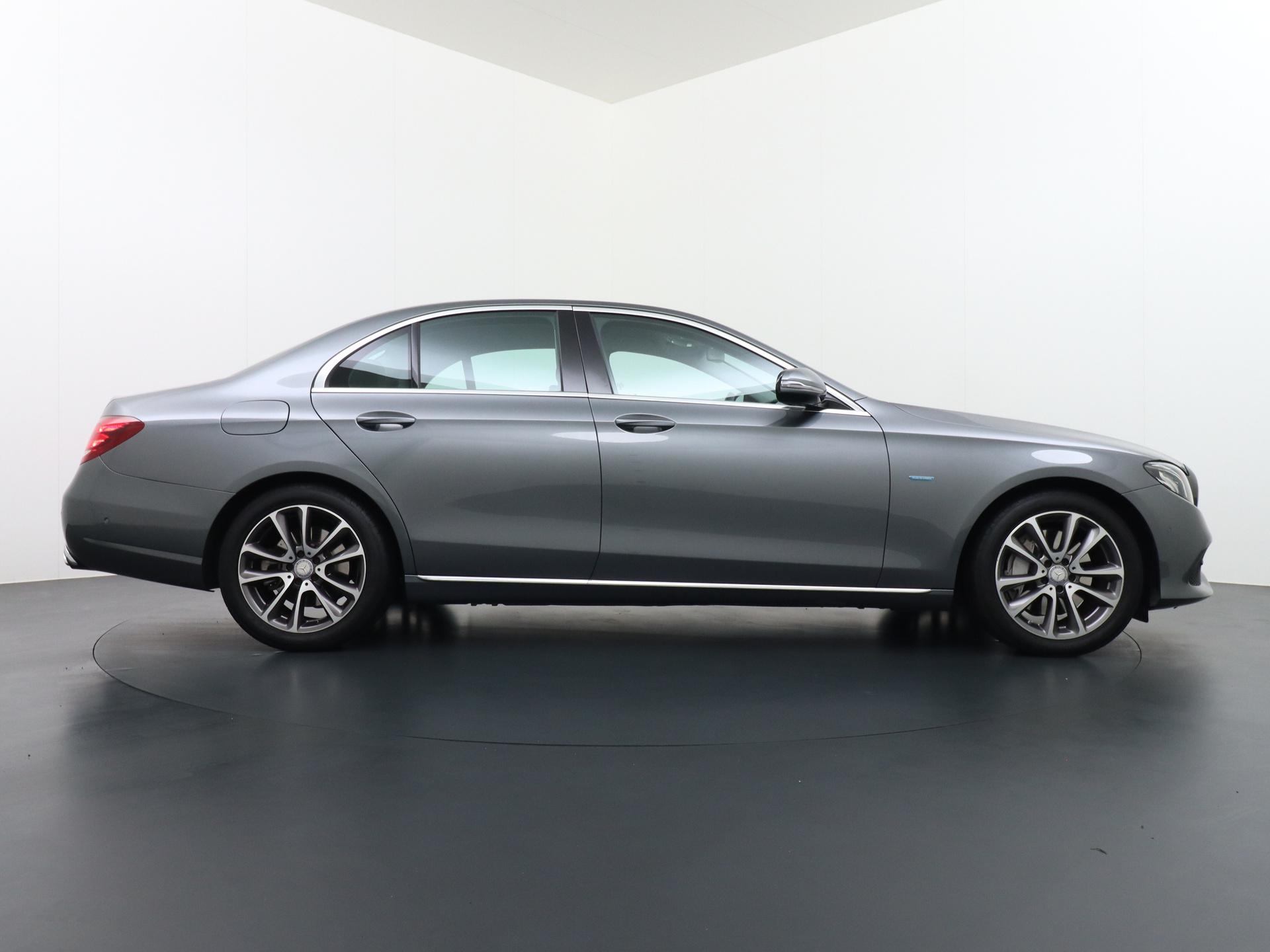 Mercedes-Benz E-Klasse 350 e 5