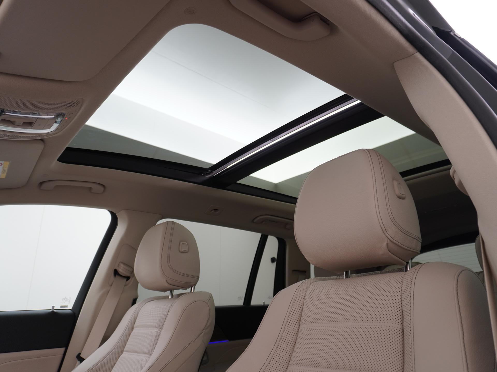 Mercedes-Benz GLS 450 4MATIC AMG Line 7-persoons 12