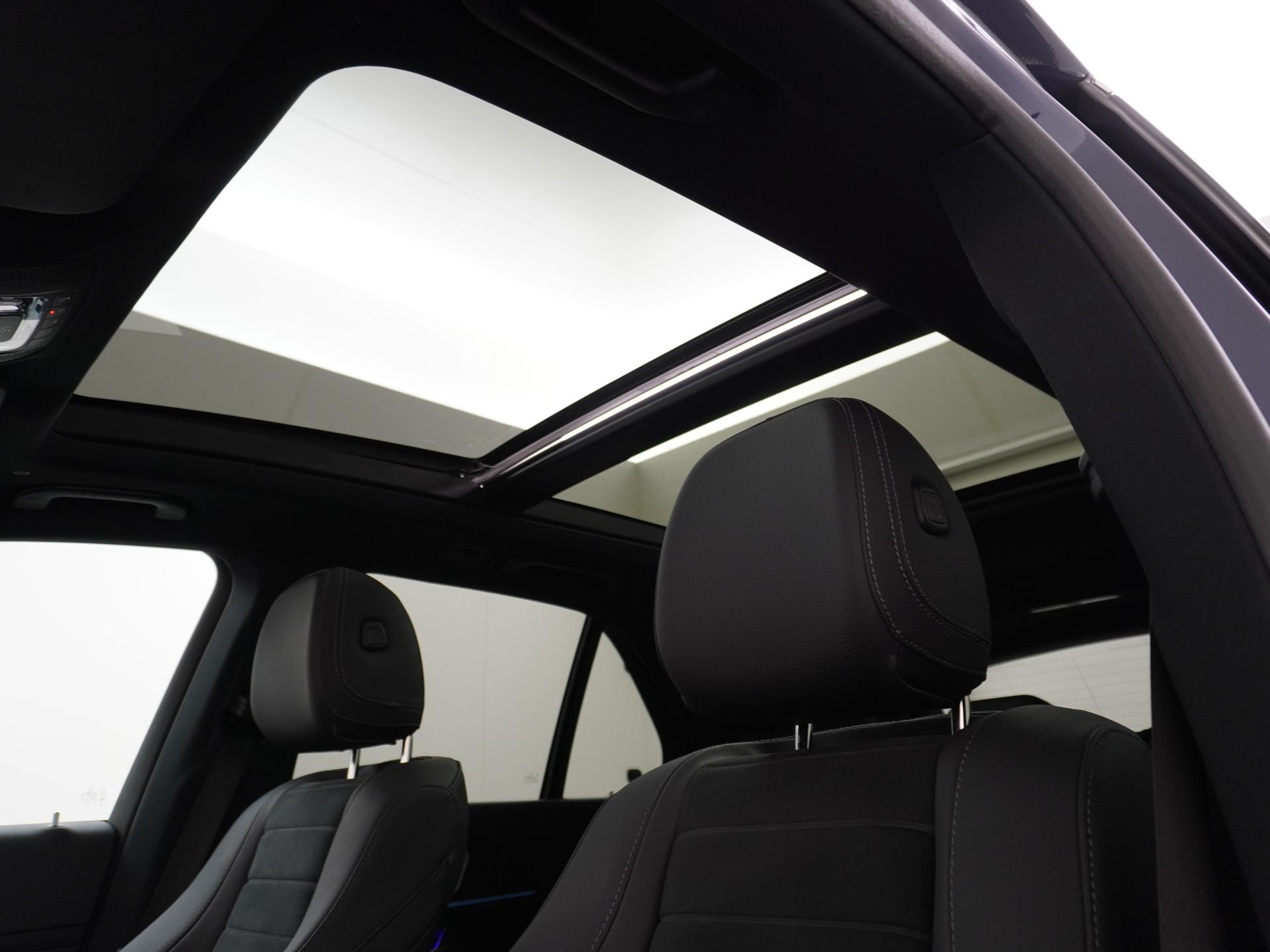 Mercedes-Benz GLE 400 e 4MATIC AMG Line 3