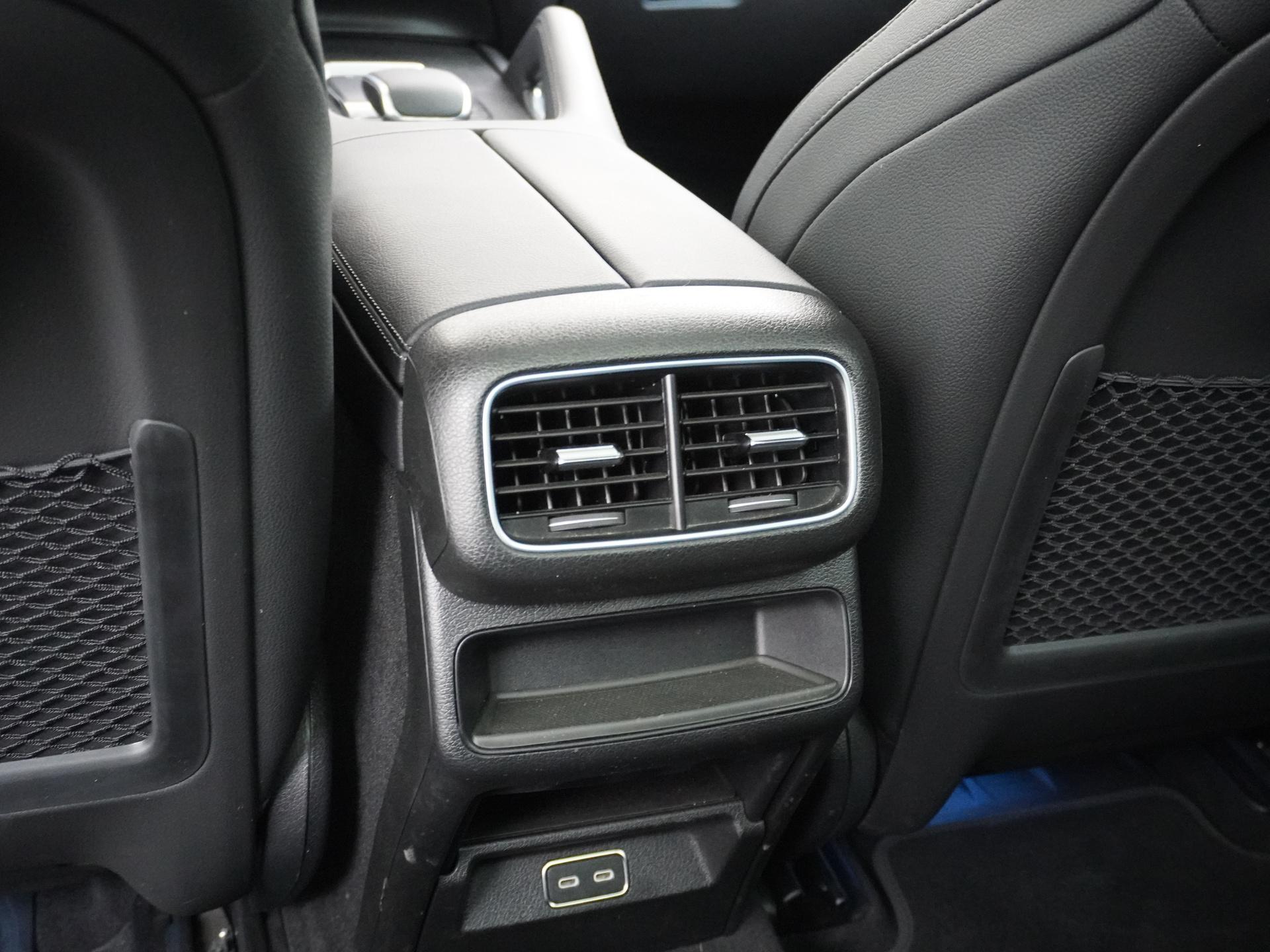 Mercedes-Benz GLE 400 e 4MATIC AMG Line 31