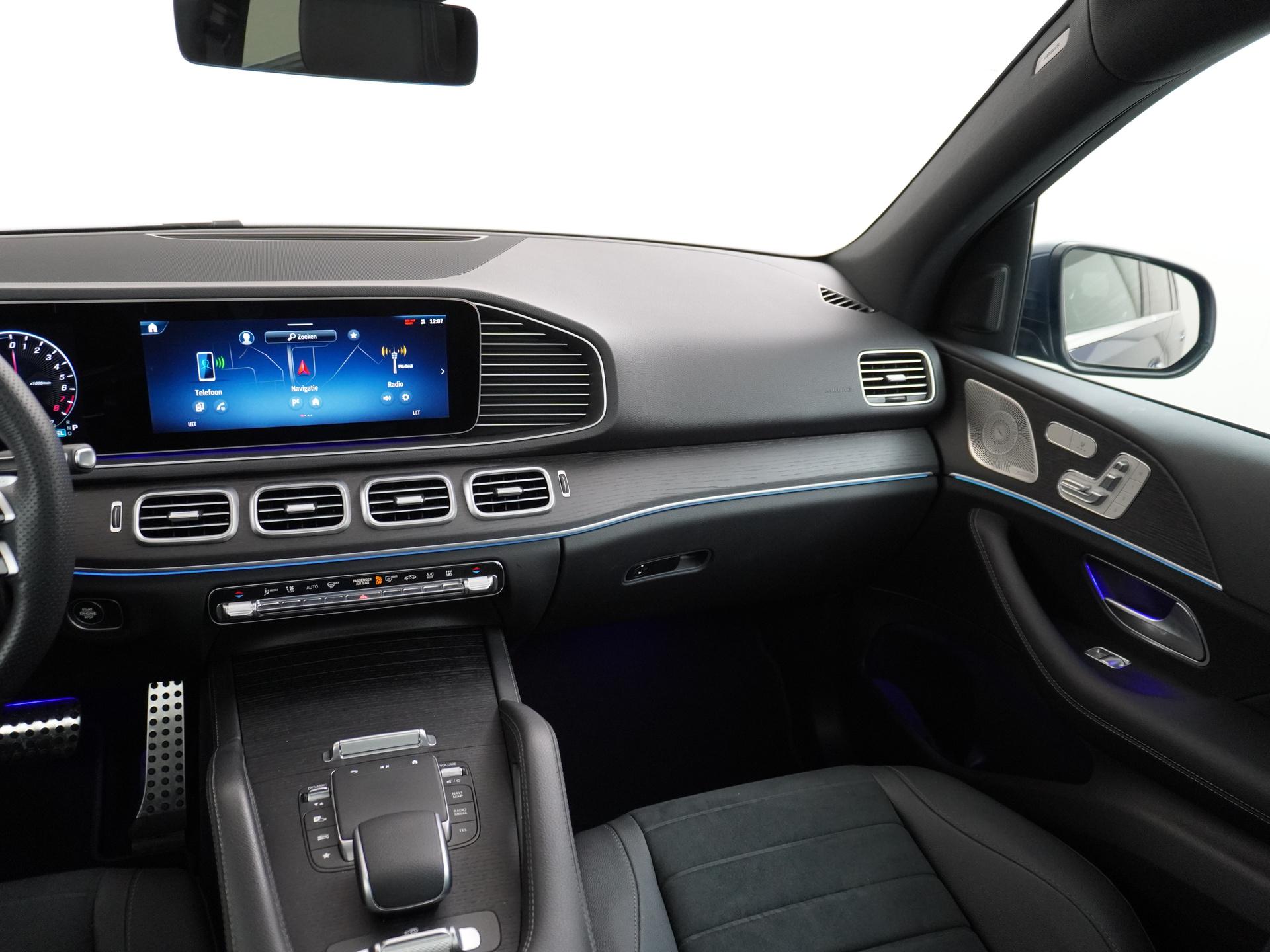 Mercedes-Benz GLE 400 e 4MATIC AMG Line 33