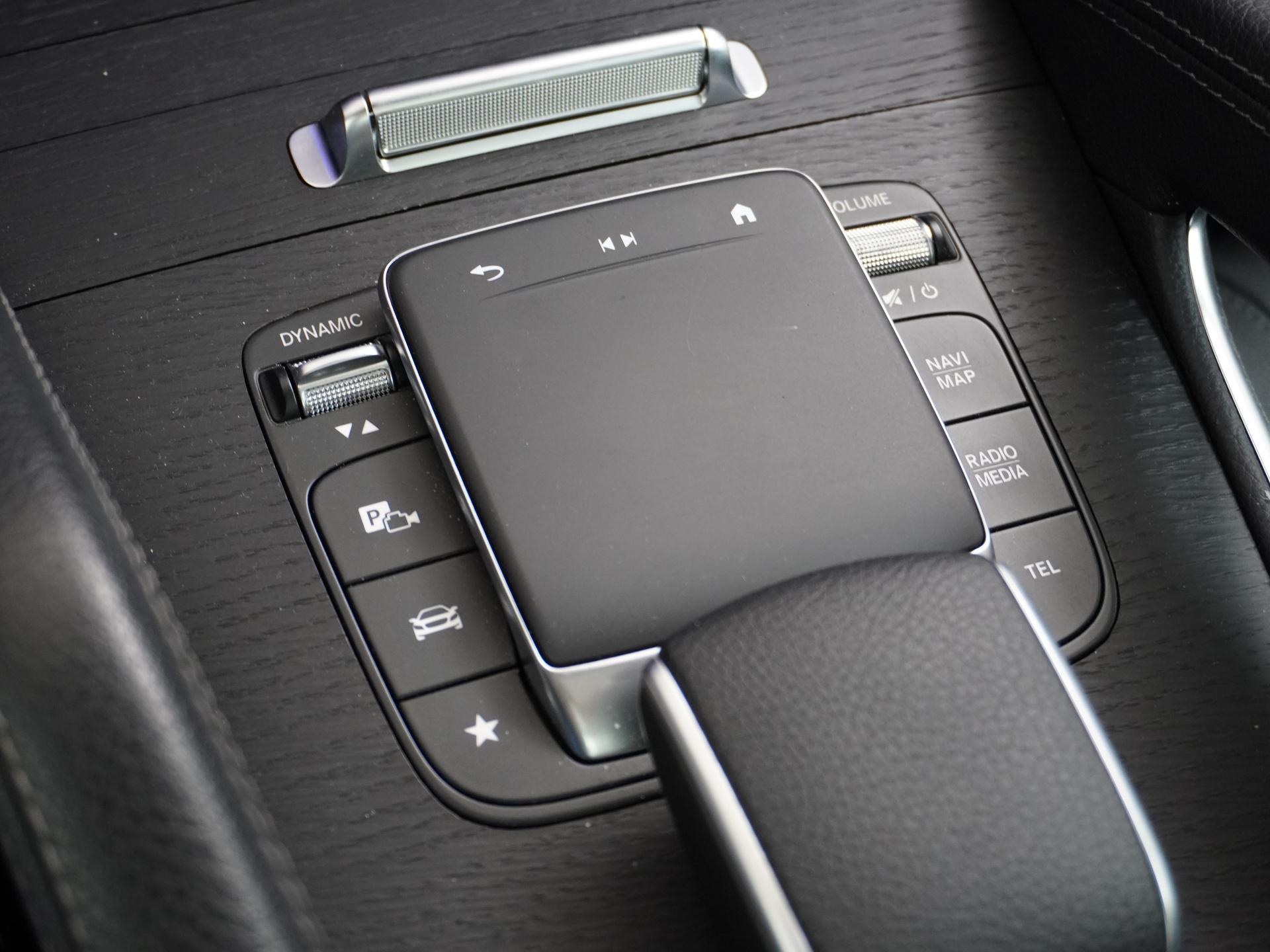 Mercedes-Benz GLE 400 e 4MATIC AMG Line 52