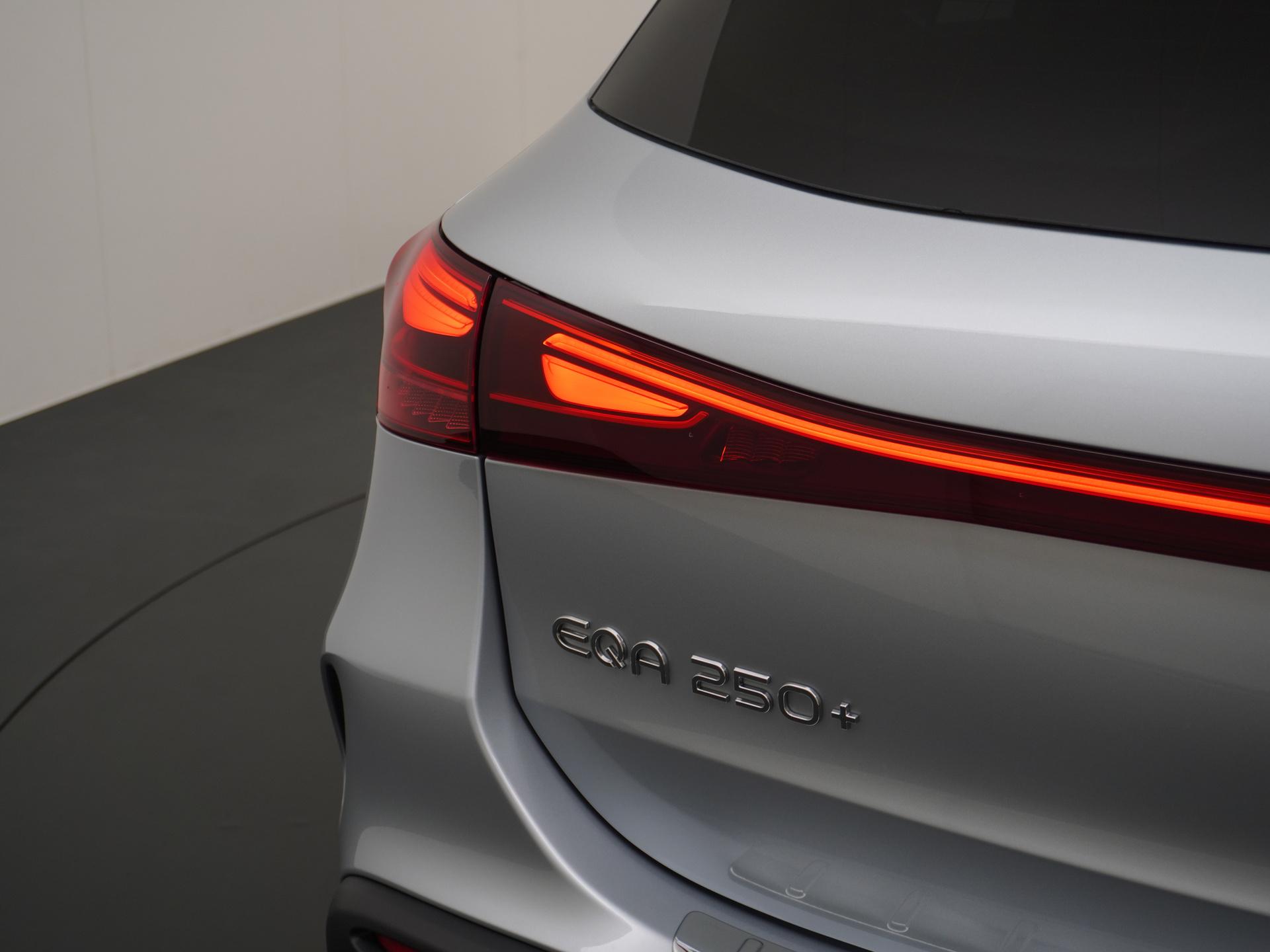 Mercedes-Benz EQA 250+ Business Solution AMG 71 kWh Accu 11