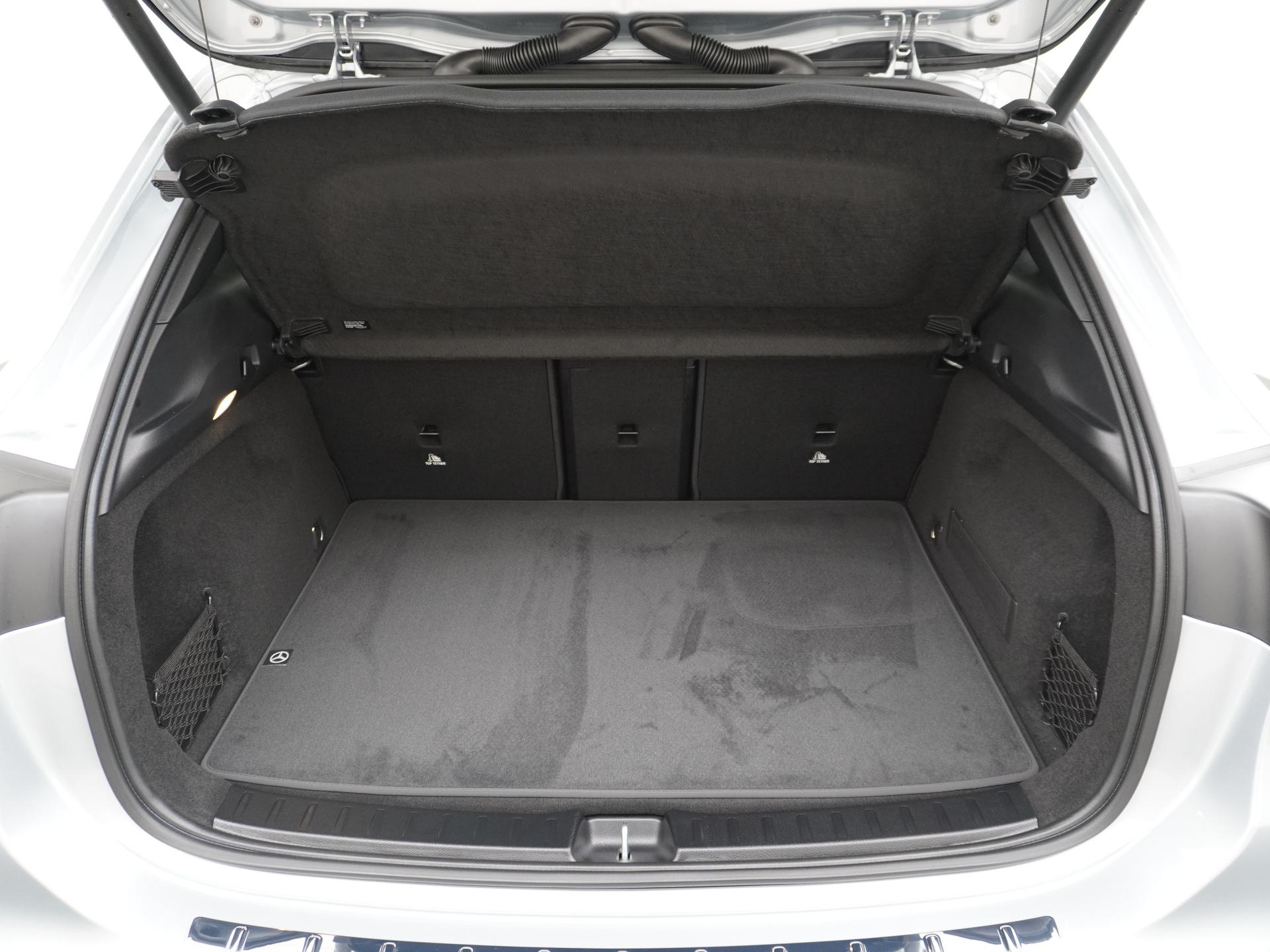 Mercedes-Benz EQA 250+ Business Solution AMG 71 kWh Accu 12