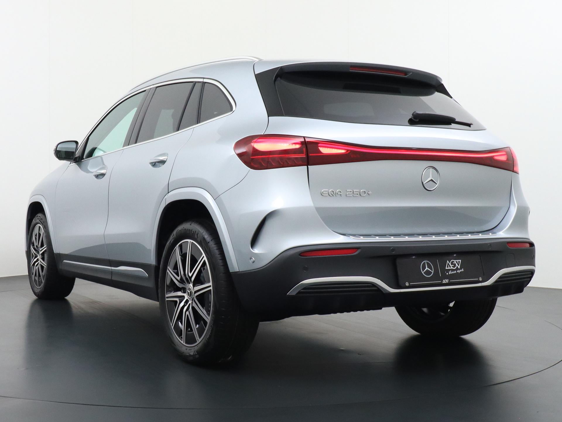 Mercedes-Benz EQA 250+ Business Solution AMG 71 kWh Accu 2