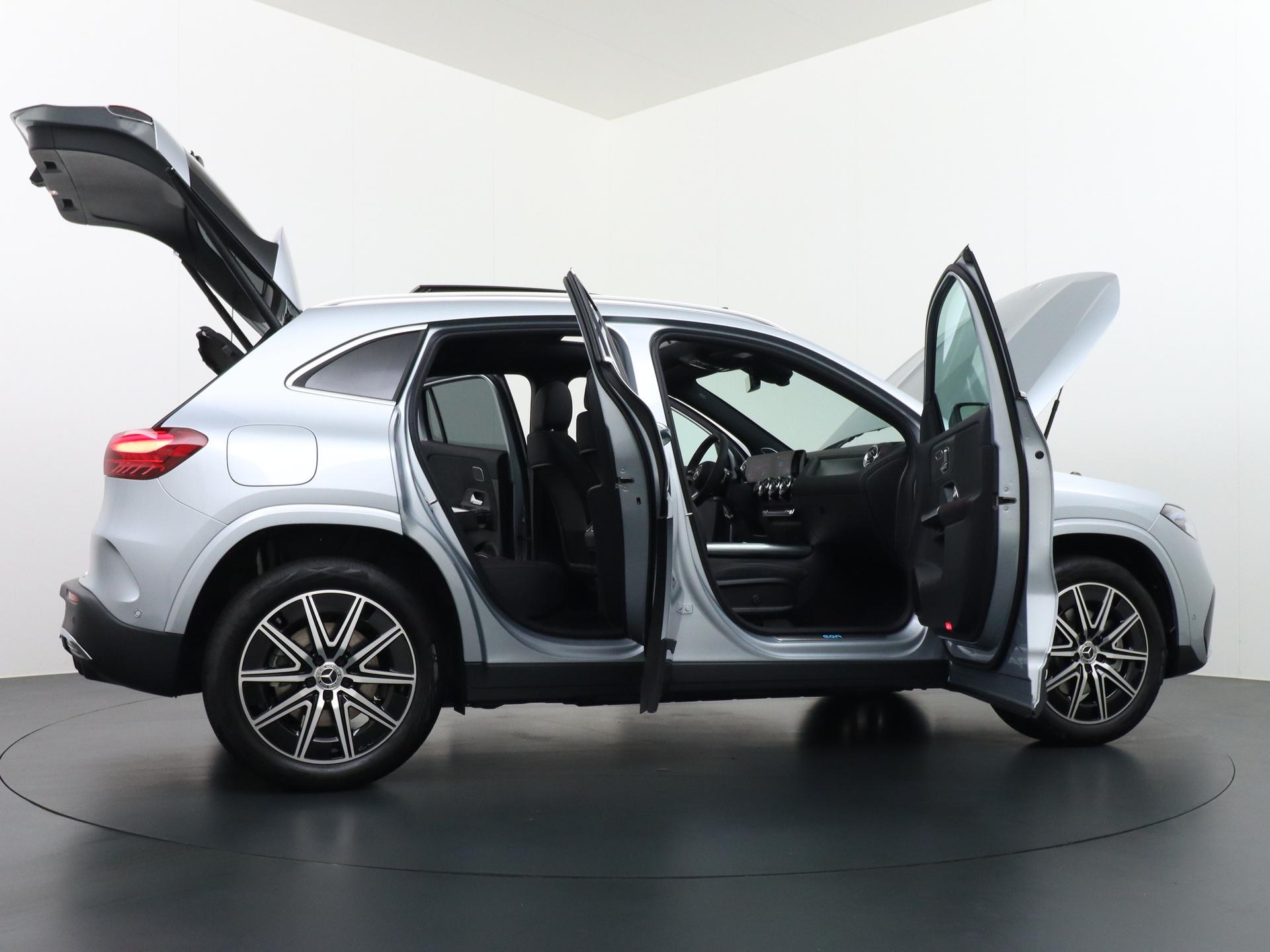 Mercedes-Benz EQA 250+ Business Solution AMG 71 kWh Accu 9