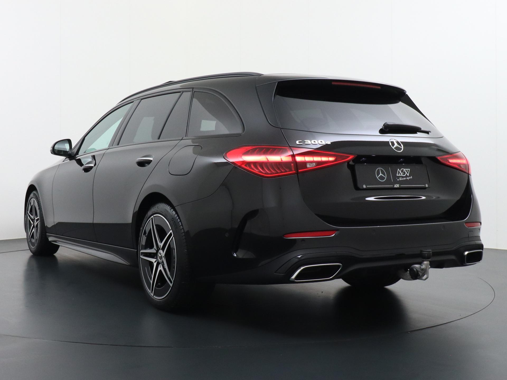 Mercedes-Benz C-Klasse Estate 300 e Business Solution AMG 2