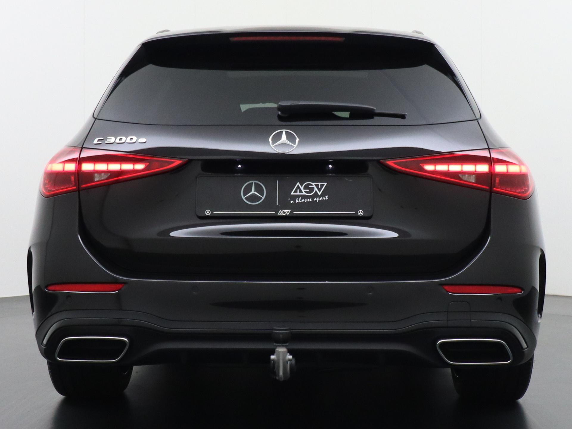 Mercedes-Benz C-Klasse Estate 300 e Business Solution AMG 3