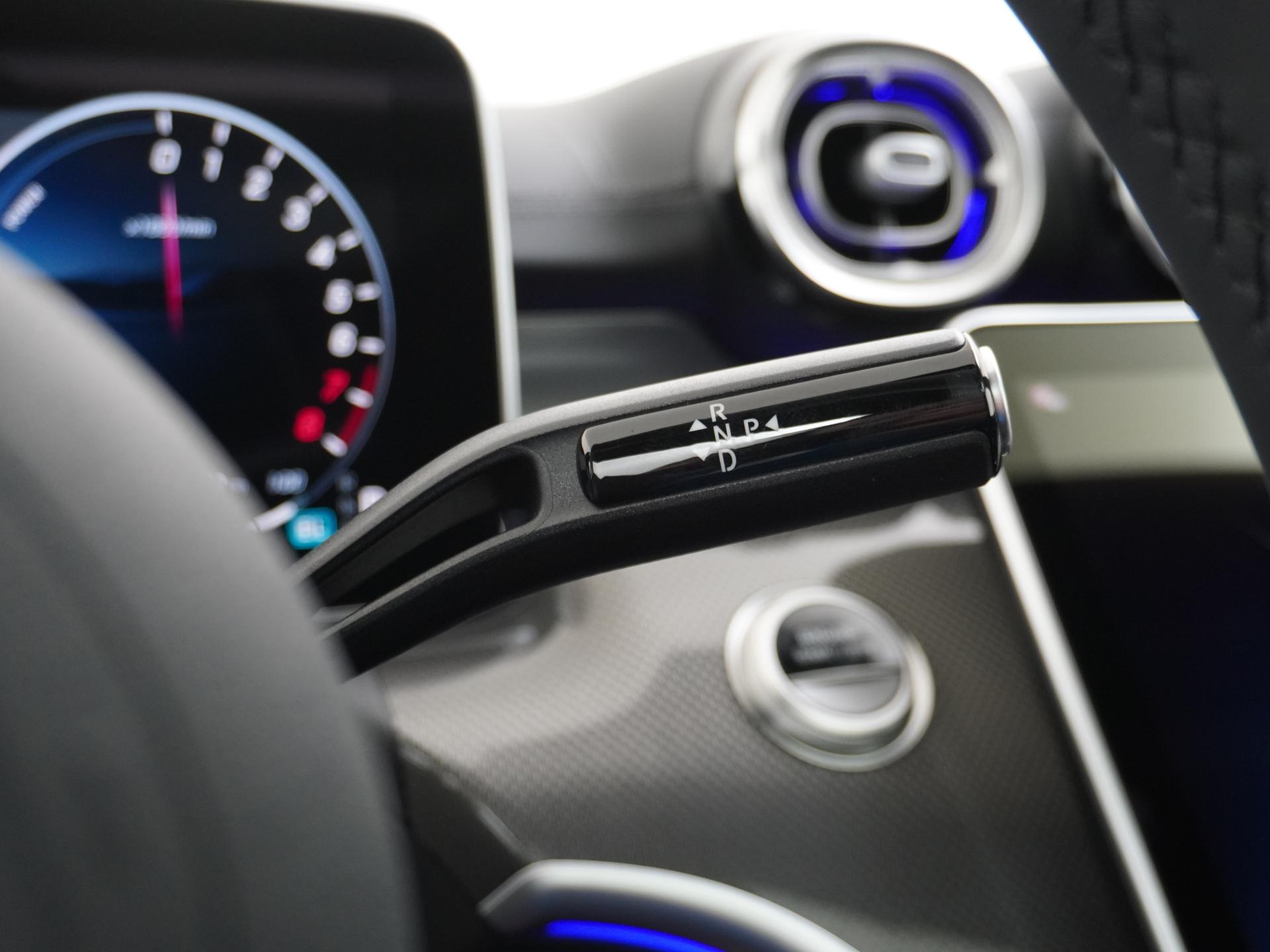 Mercedes-Benz C-Klasse Estate 300 e Business Solution AMG 32