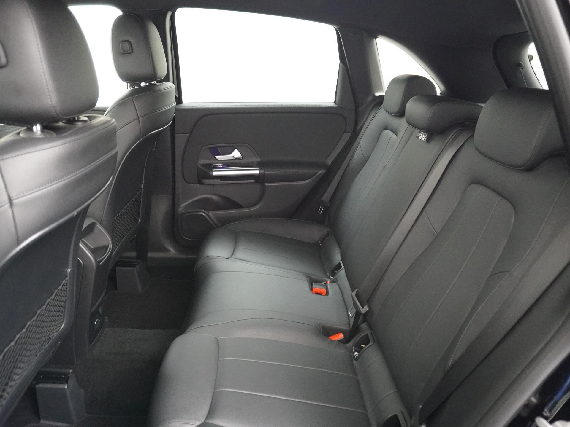 Mercedes-Benz B-Klasse B 250e Luxury 18