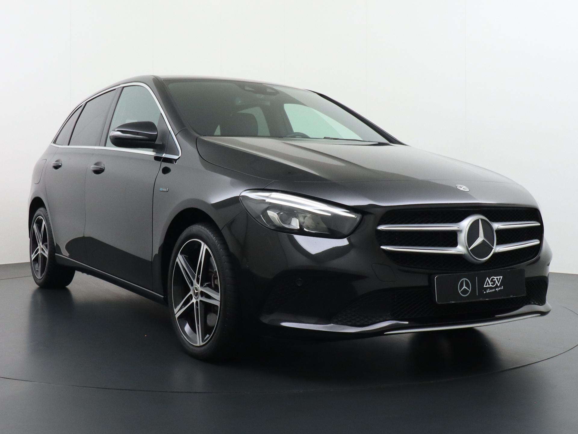 Mercedes-Benz B-Klasse B 250e Luxury 3