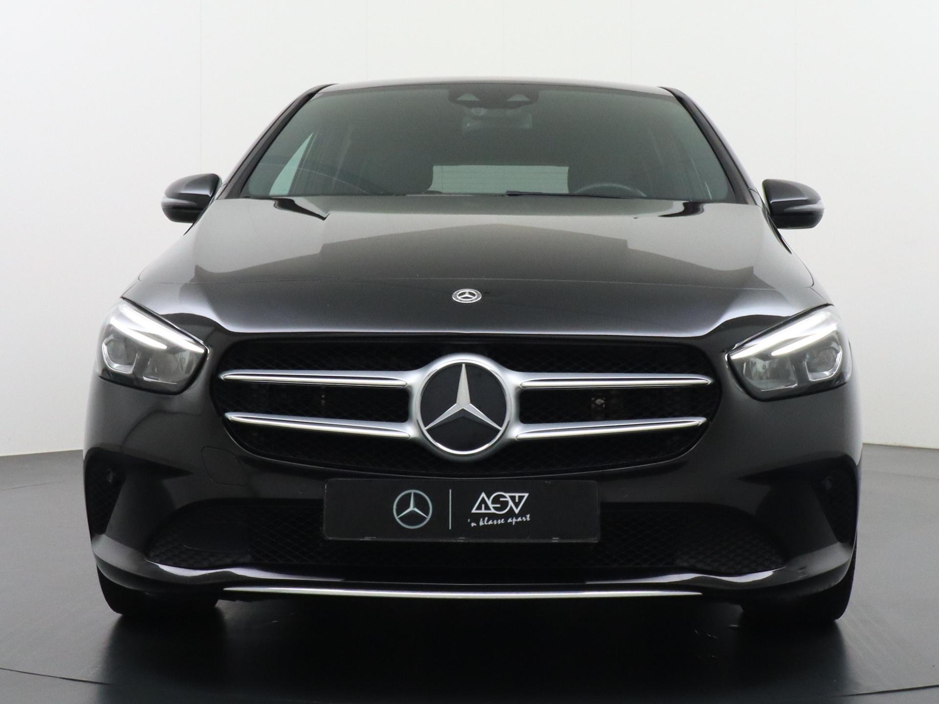 Mercedes-Benz B-Klasse B 250e Luxury 38
