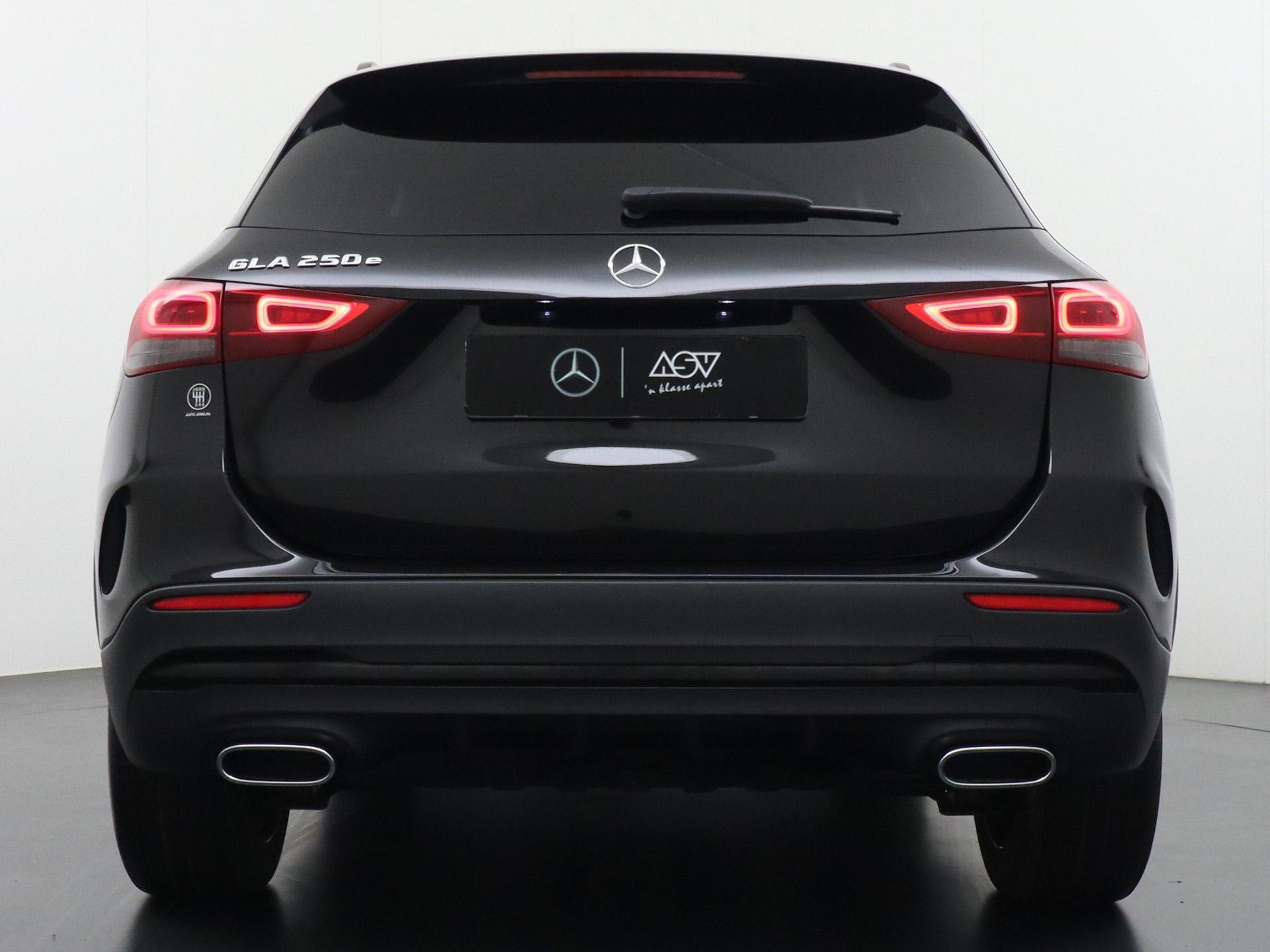 Mercedes-Benz GLA GLA 250e AMG-Line 36