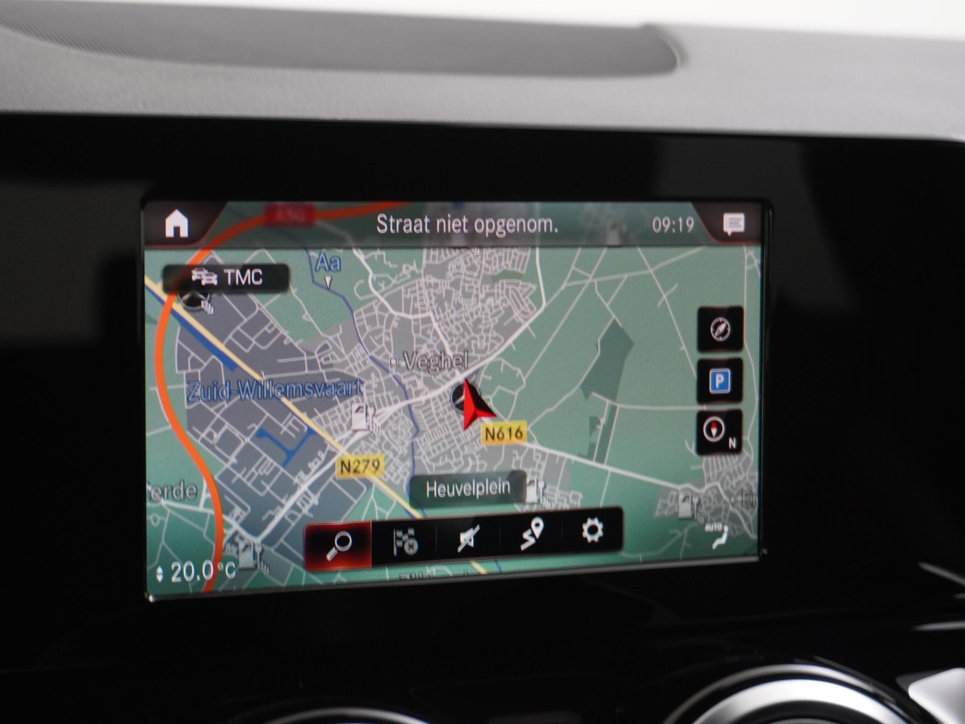 Mercedes-Benz GLA GLA 250e AMG-Line 7