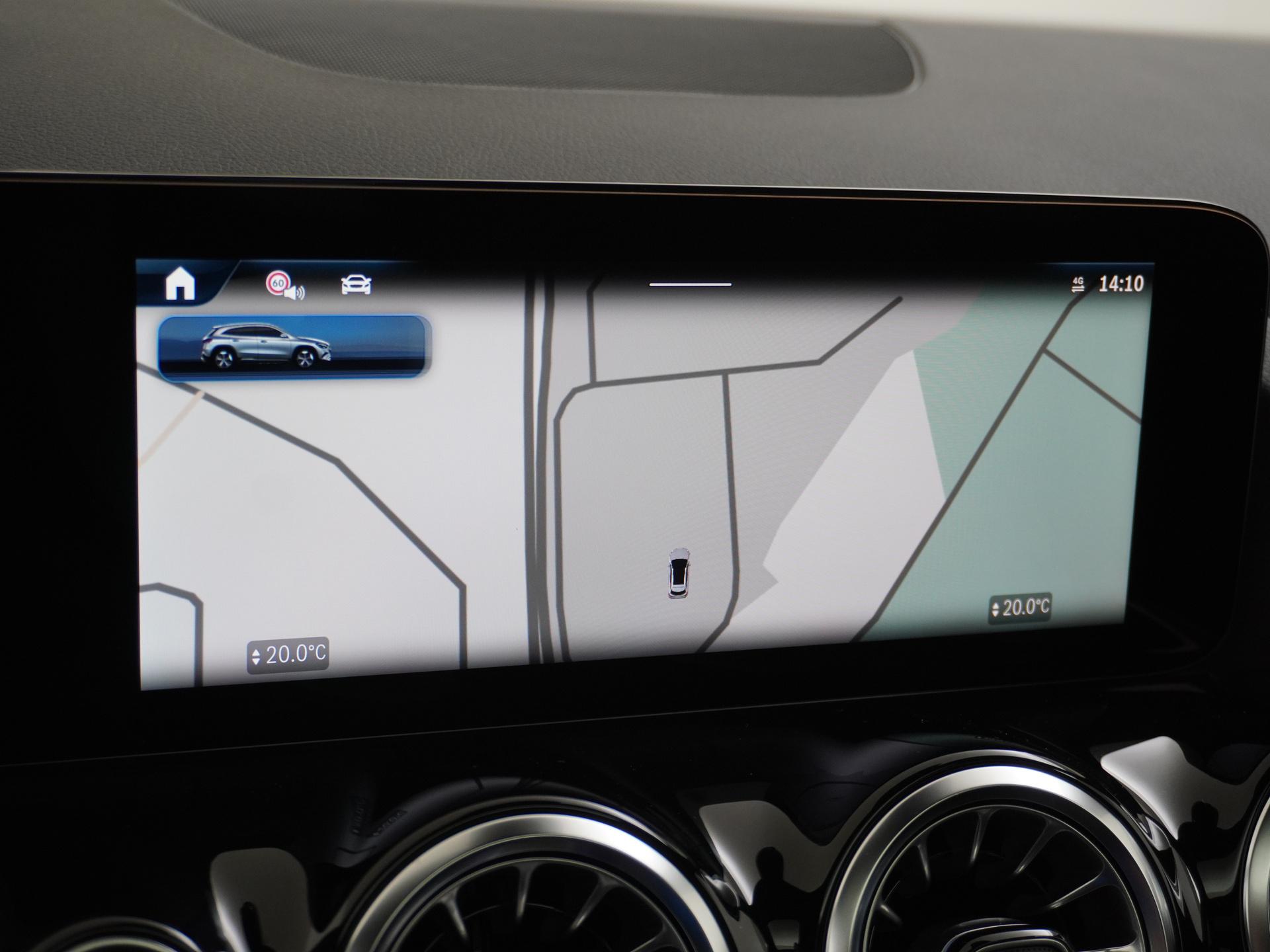 Mercedes-Benz GLA 250 e Business Solution AMG 40