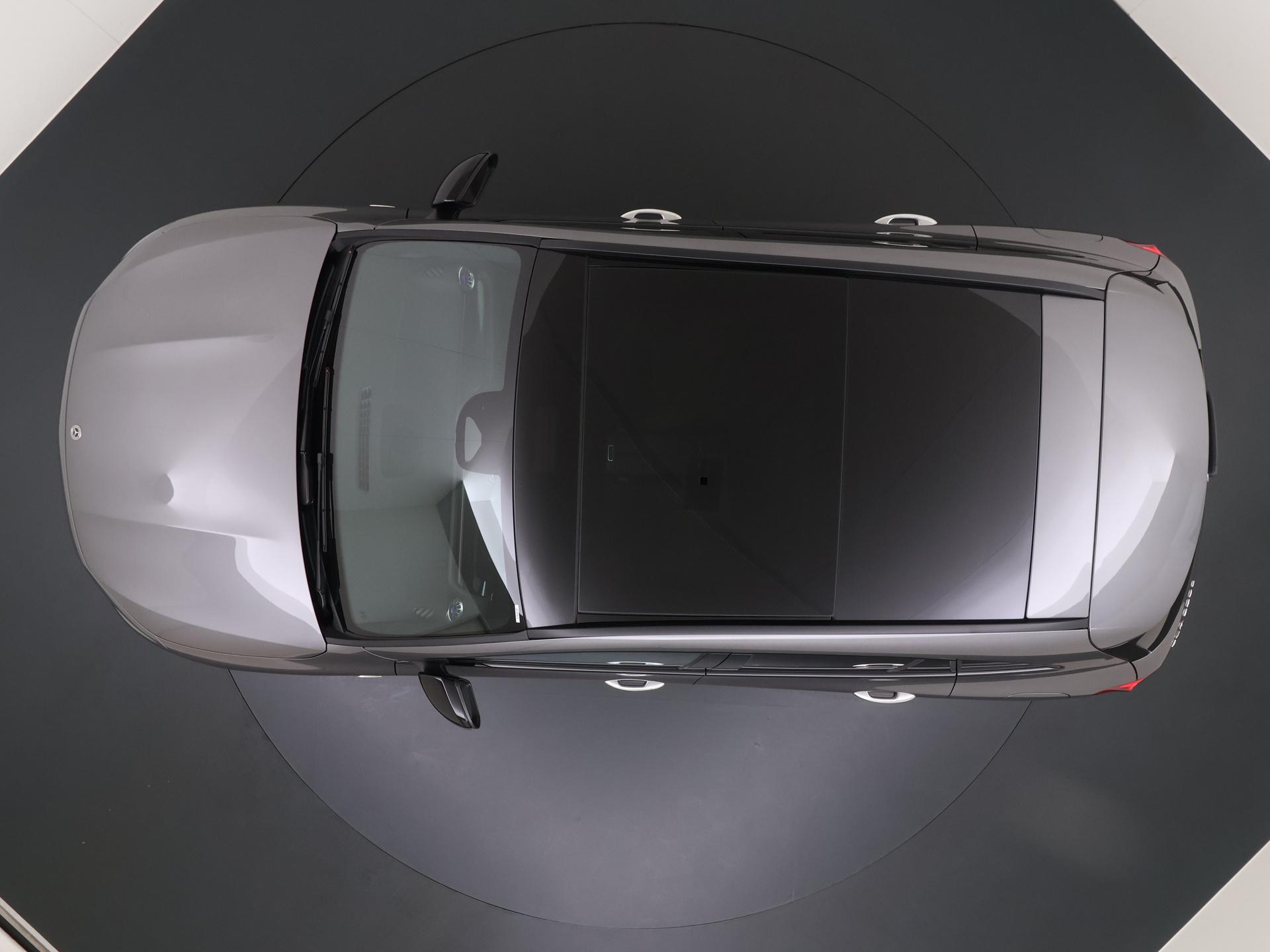 Mercedes-Benz GLA 250 e Business Solution AMG 8