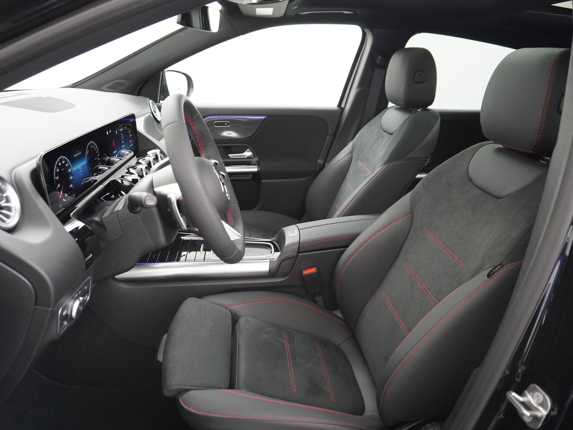 Mercedes-Benz GLA 250 e Business Solution AMG 19