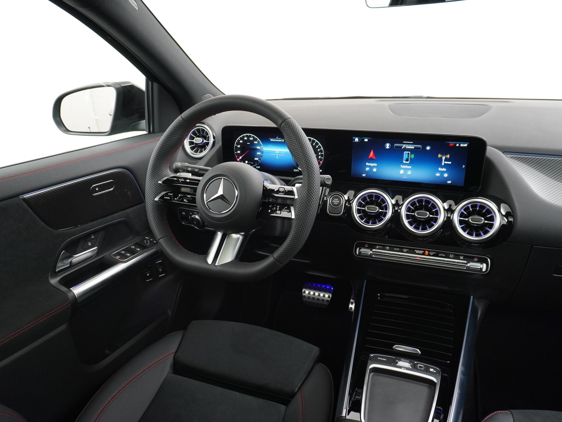 Mercedes-Benz GLA 250 e Business Solution AMG 25