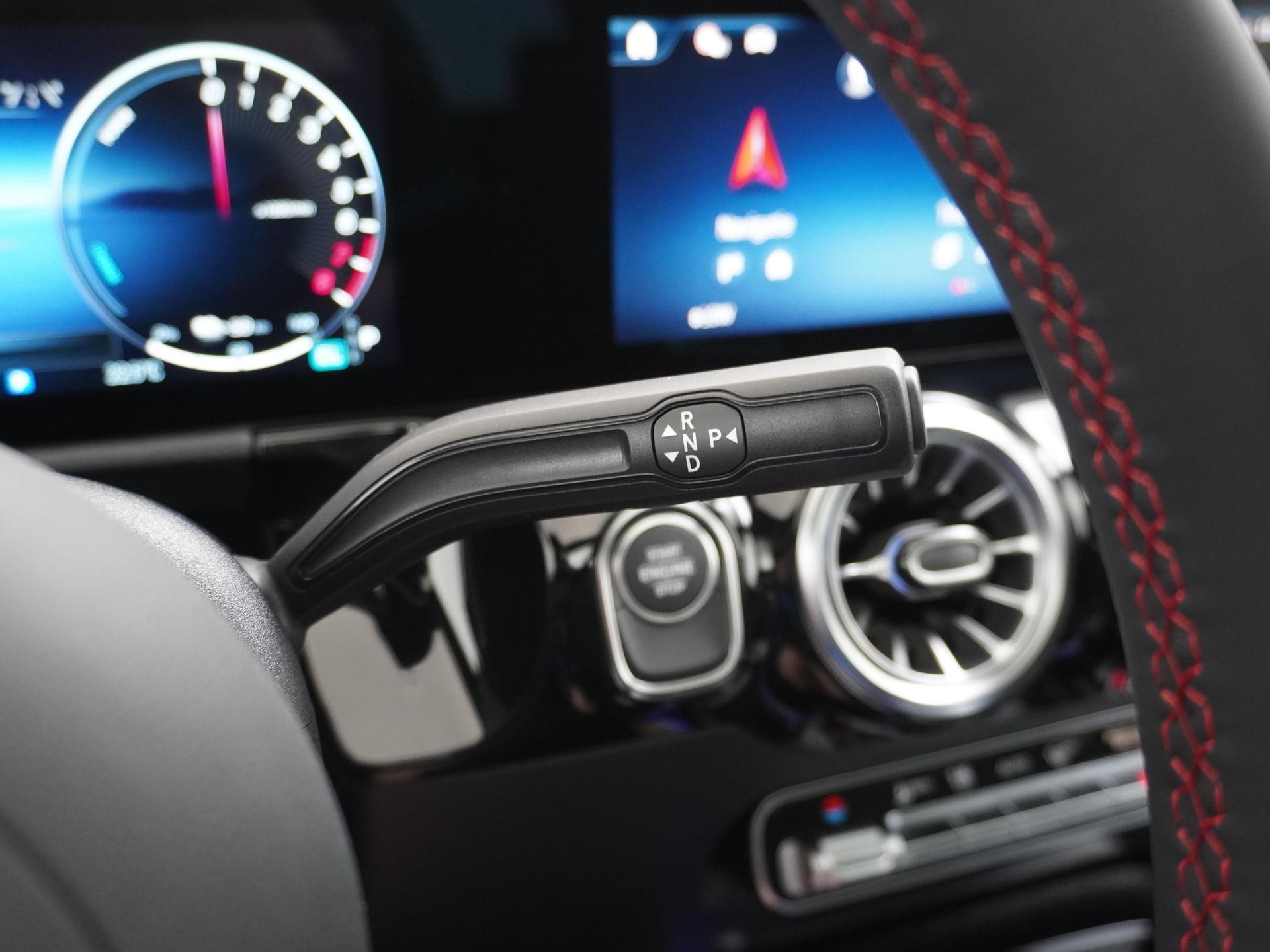 Mercedes-Benz GLA 250 e Business Solution AMG 29