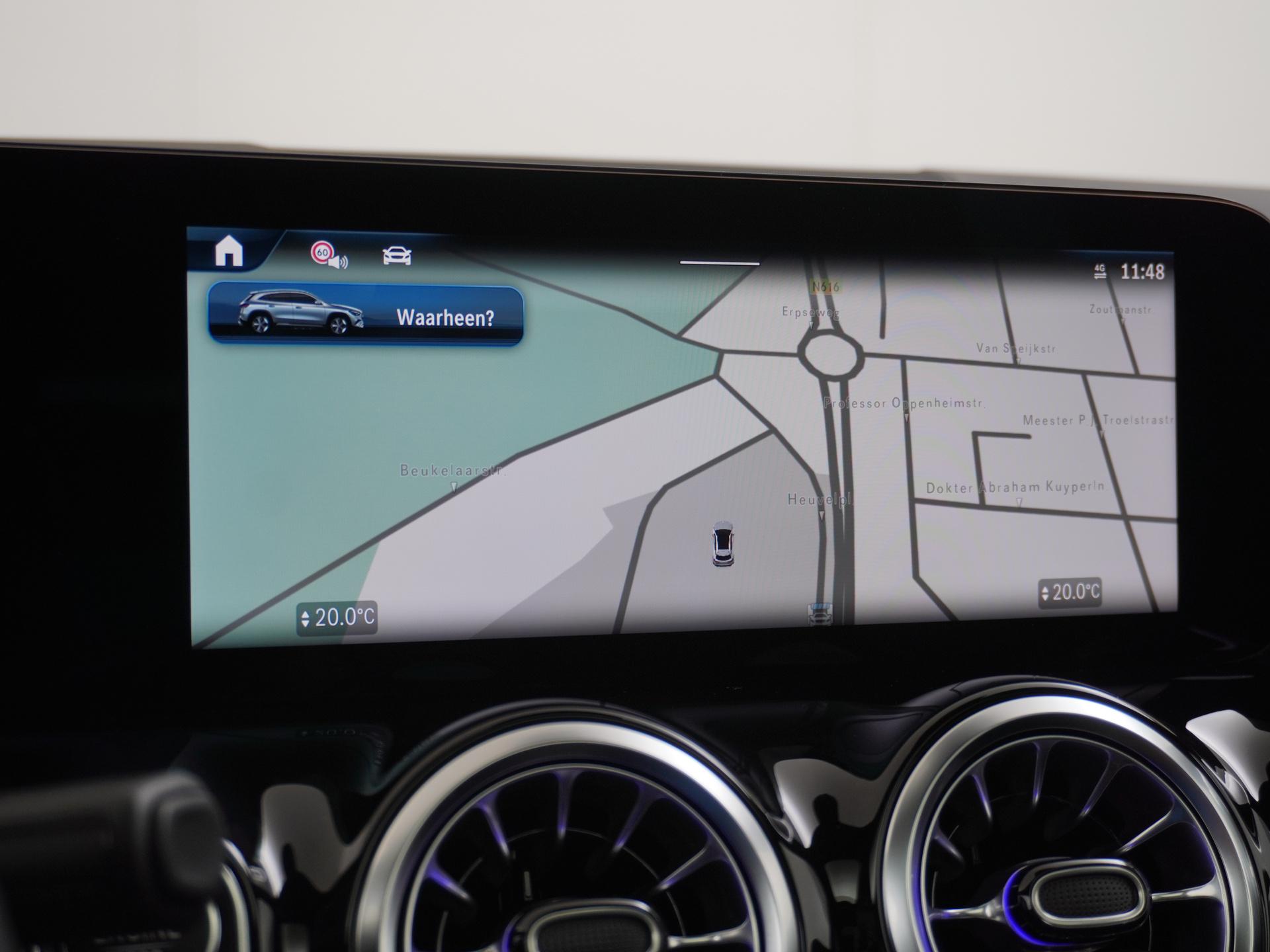 Mercedes-Benz GLA 250 e Business Solution AMG 38