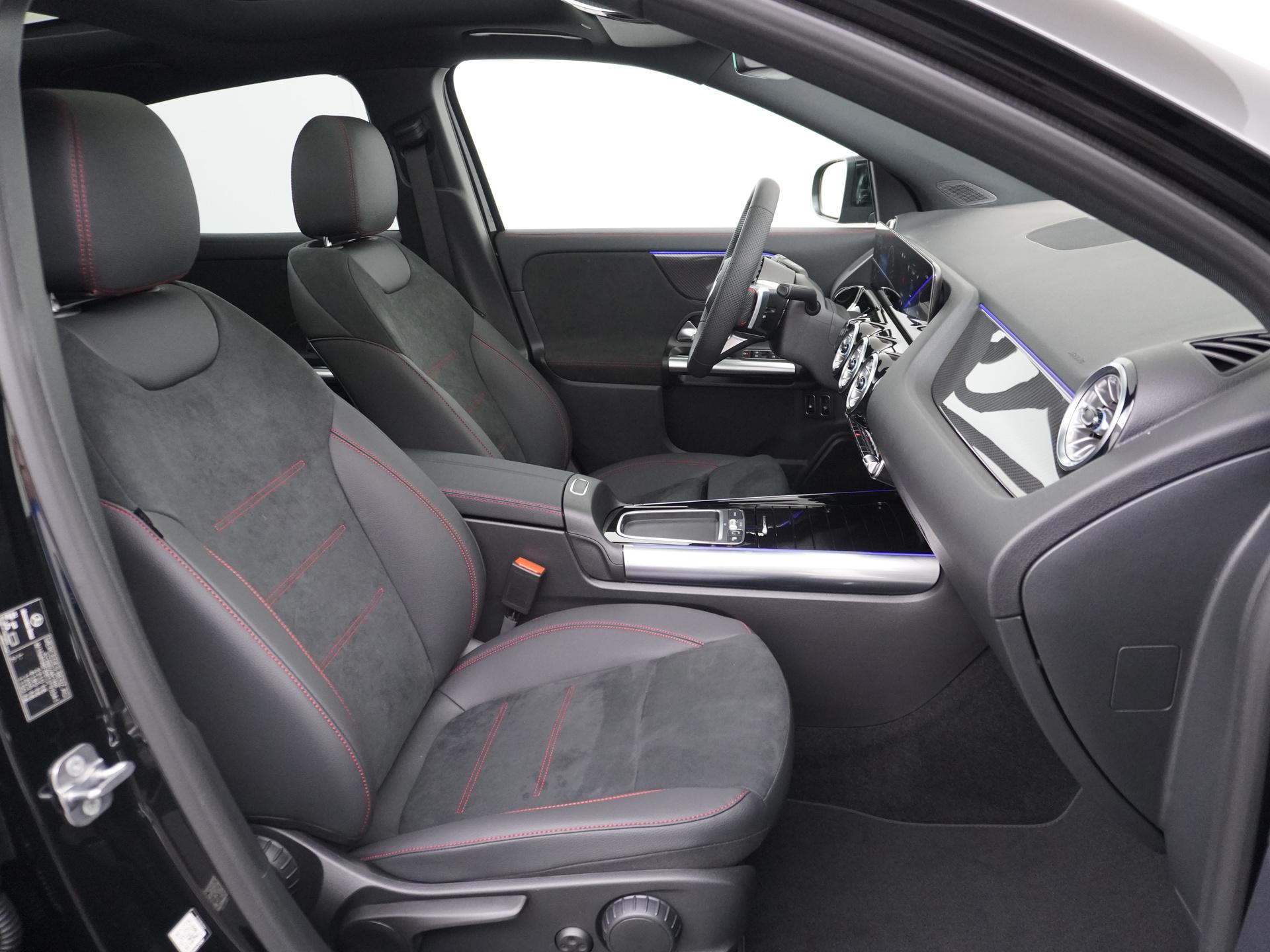 Mercedes-Benz GLA 250 e Business Solution AMG 47