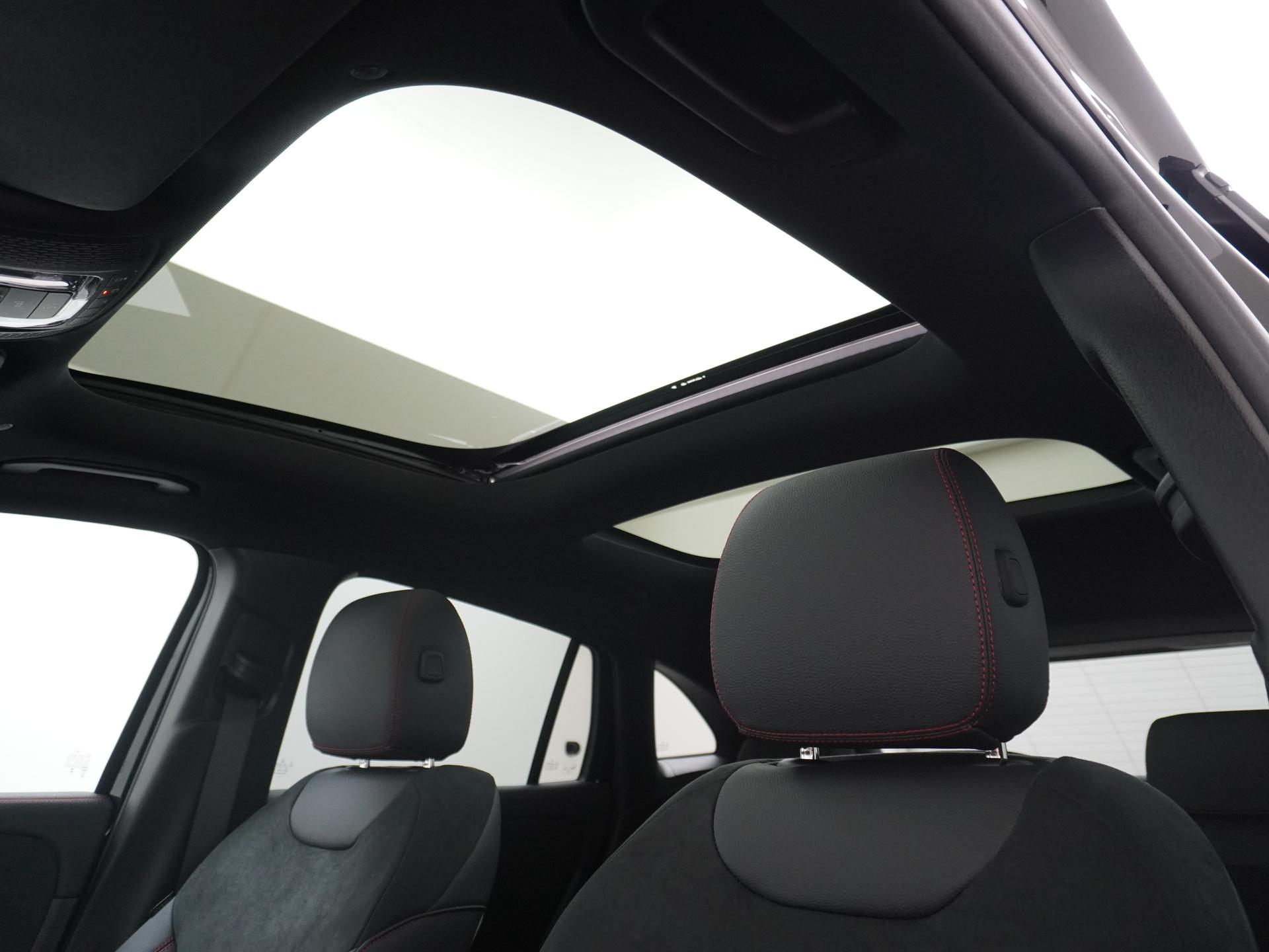 Mercedes-Benz GLA 250 e Business Solution AMG 22