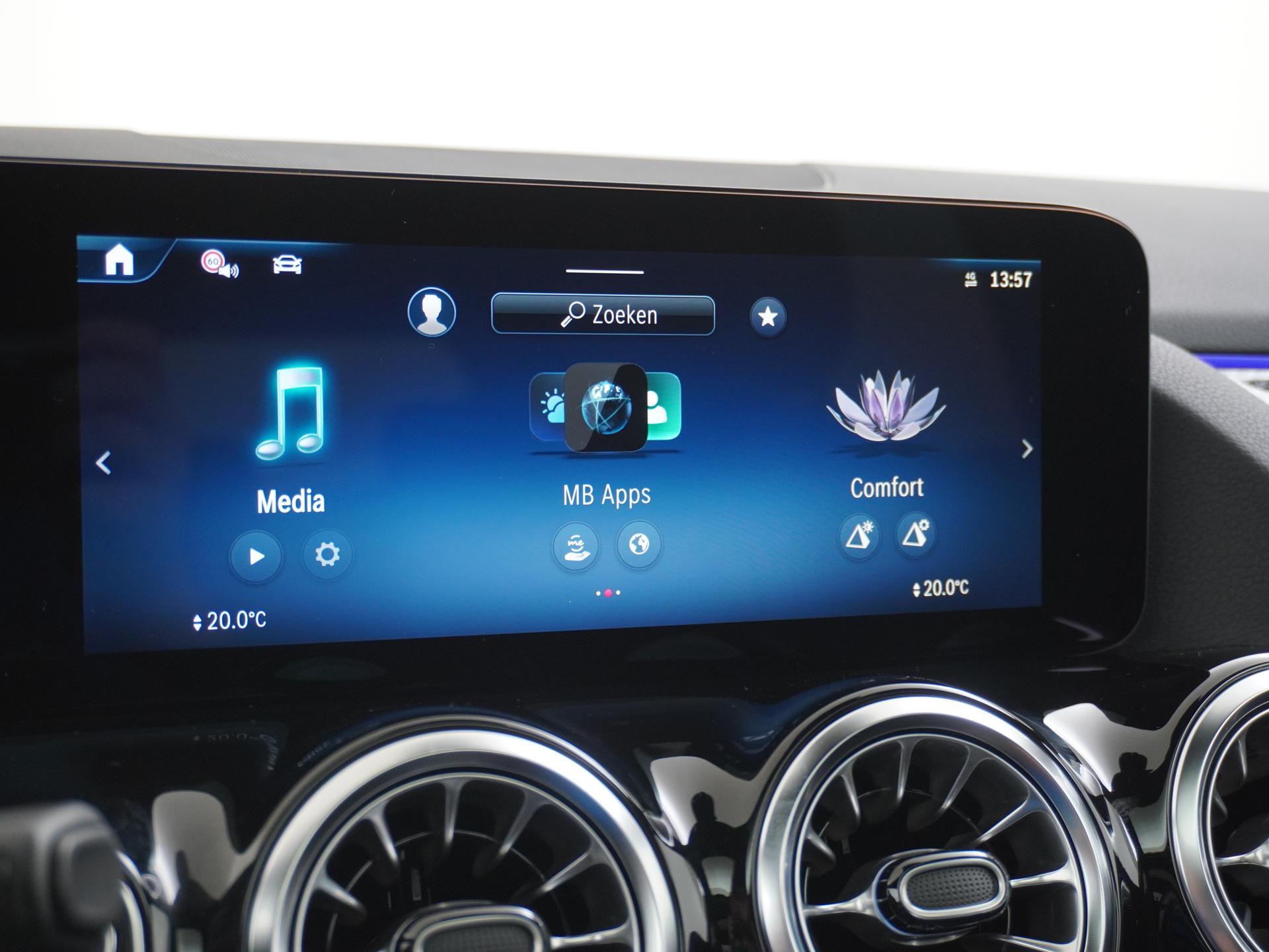 Mercedes-Benz GLA 250 e Business Solution AMG 38