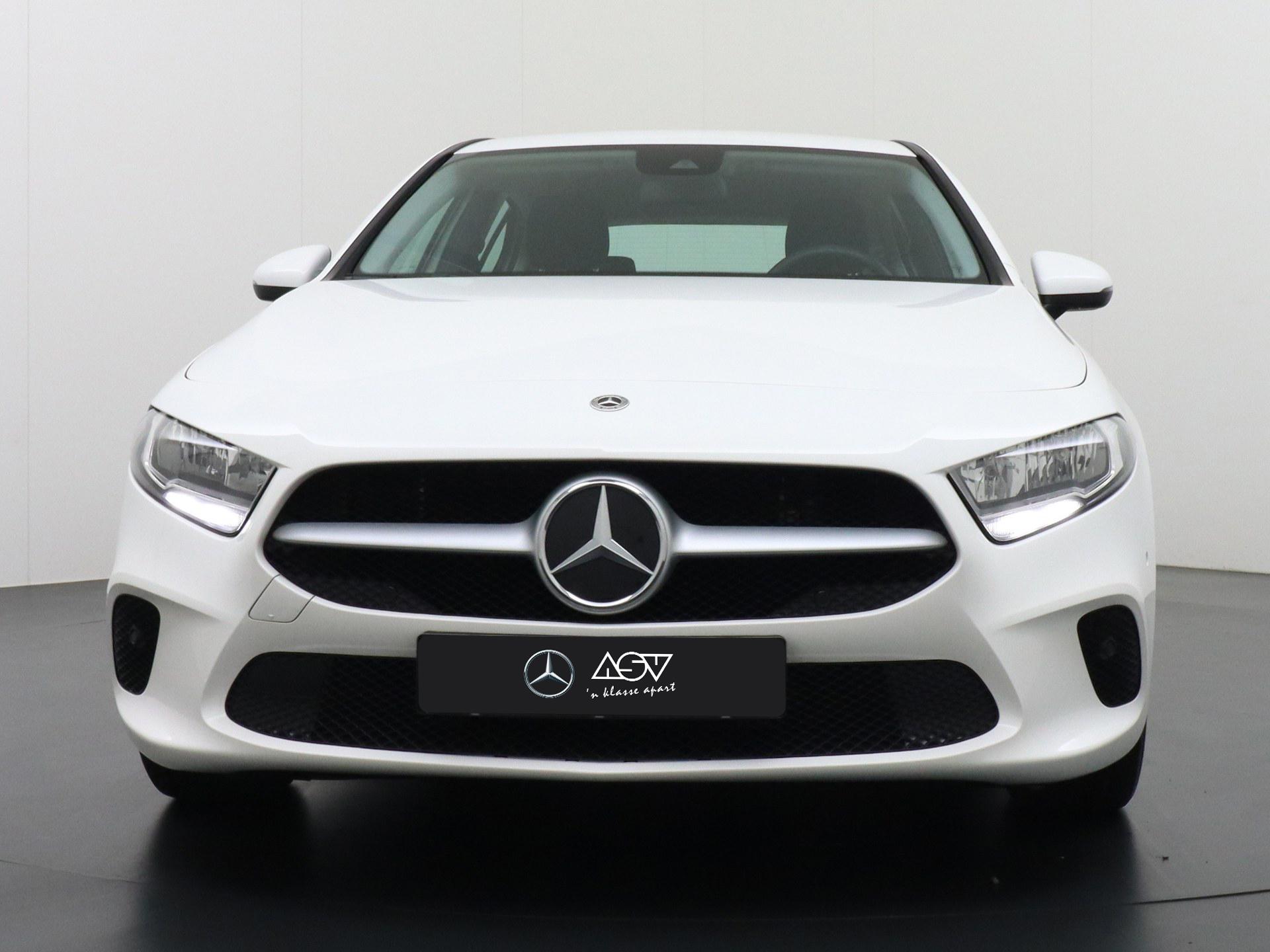 Mercedes-Benz A-Klasse 250 e 11