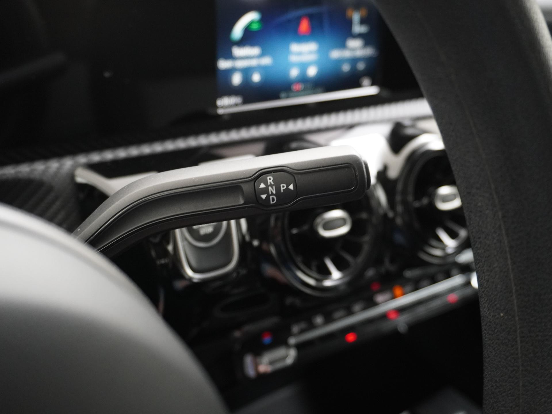 Mercedes-Benz A-Klasse 250 e 23