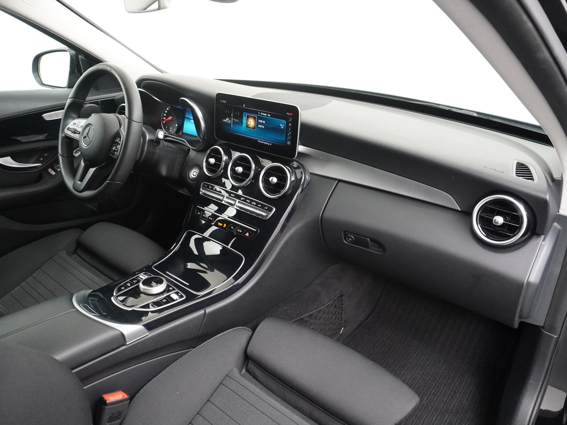 Mercedes-Benz C-Klasse 300 Avantgarde 11