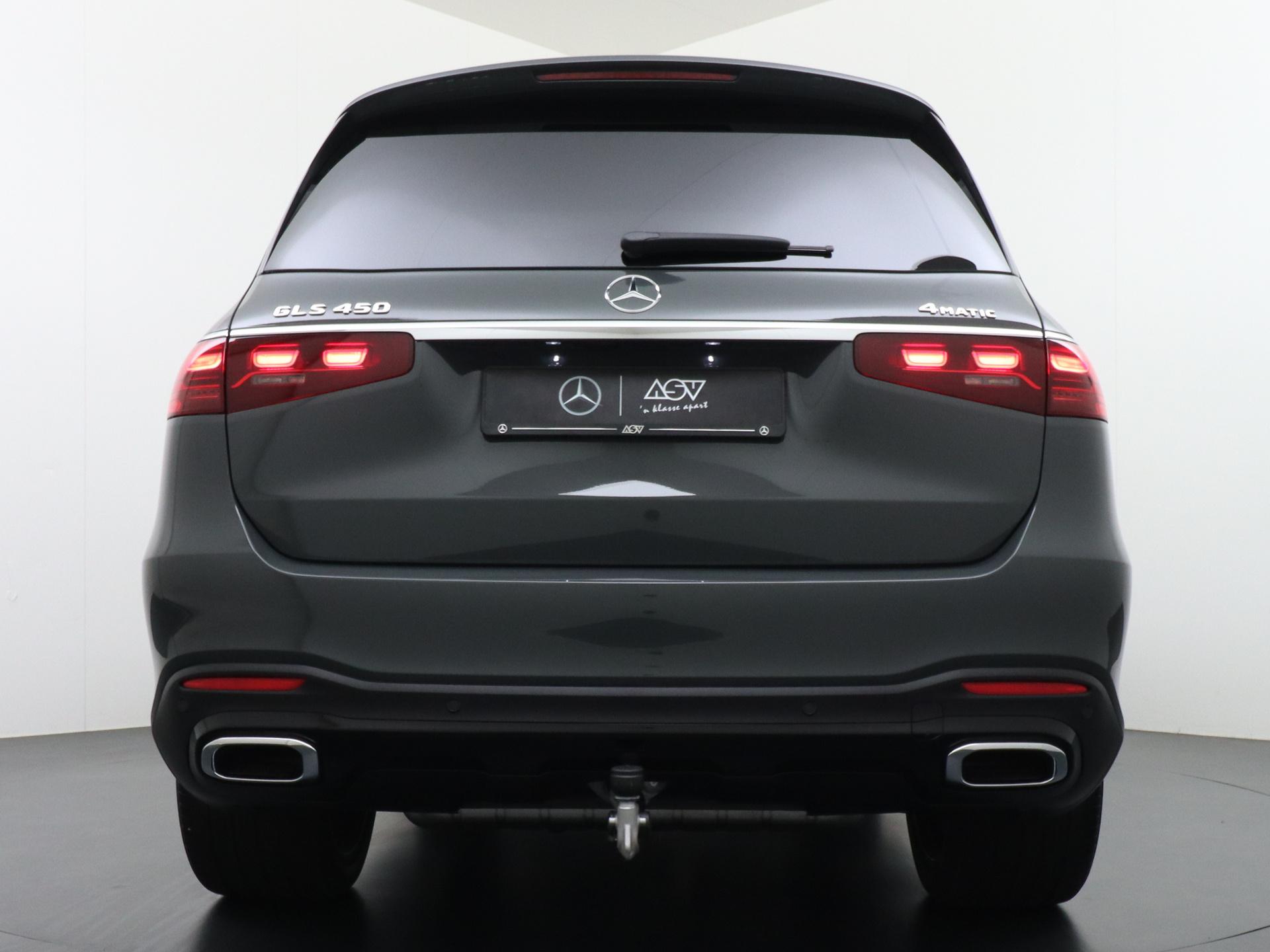 Mercedes-Benz GLS 450 4MATIC AMG Line 3