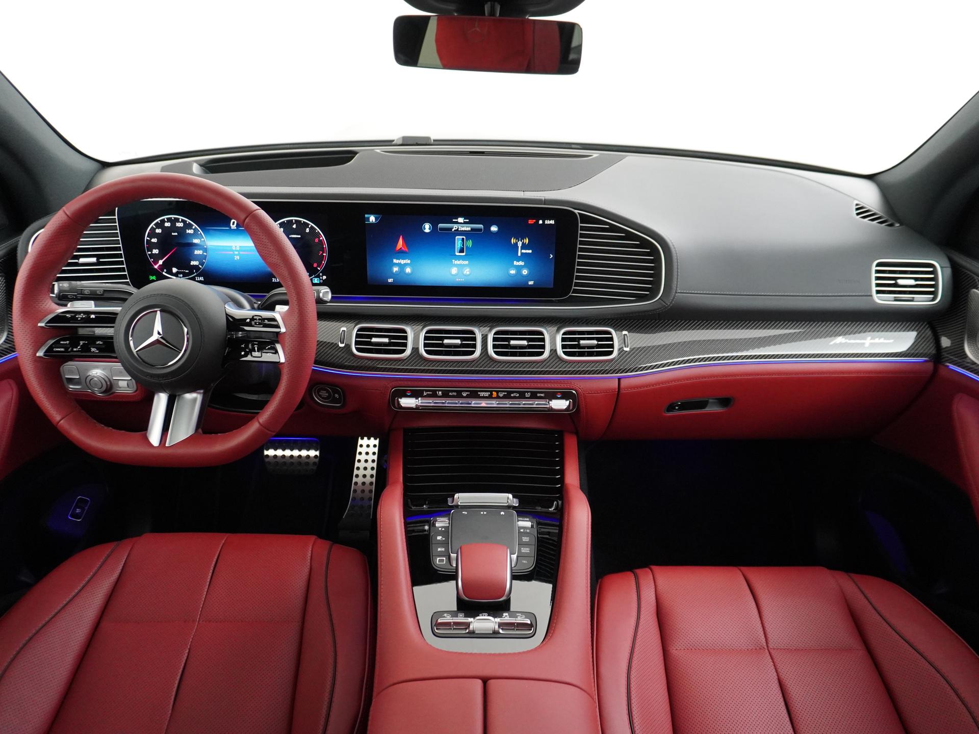 Mercedes-Benz GLS 450 4MATIC AMG Line 33