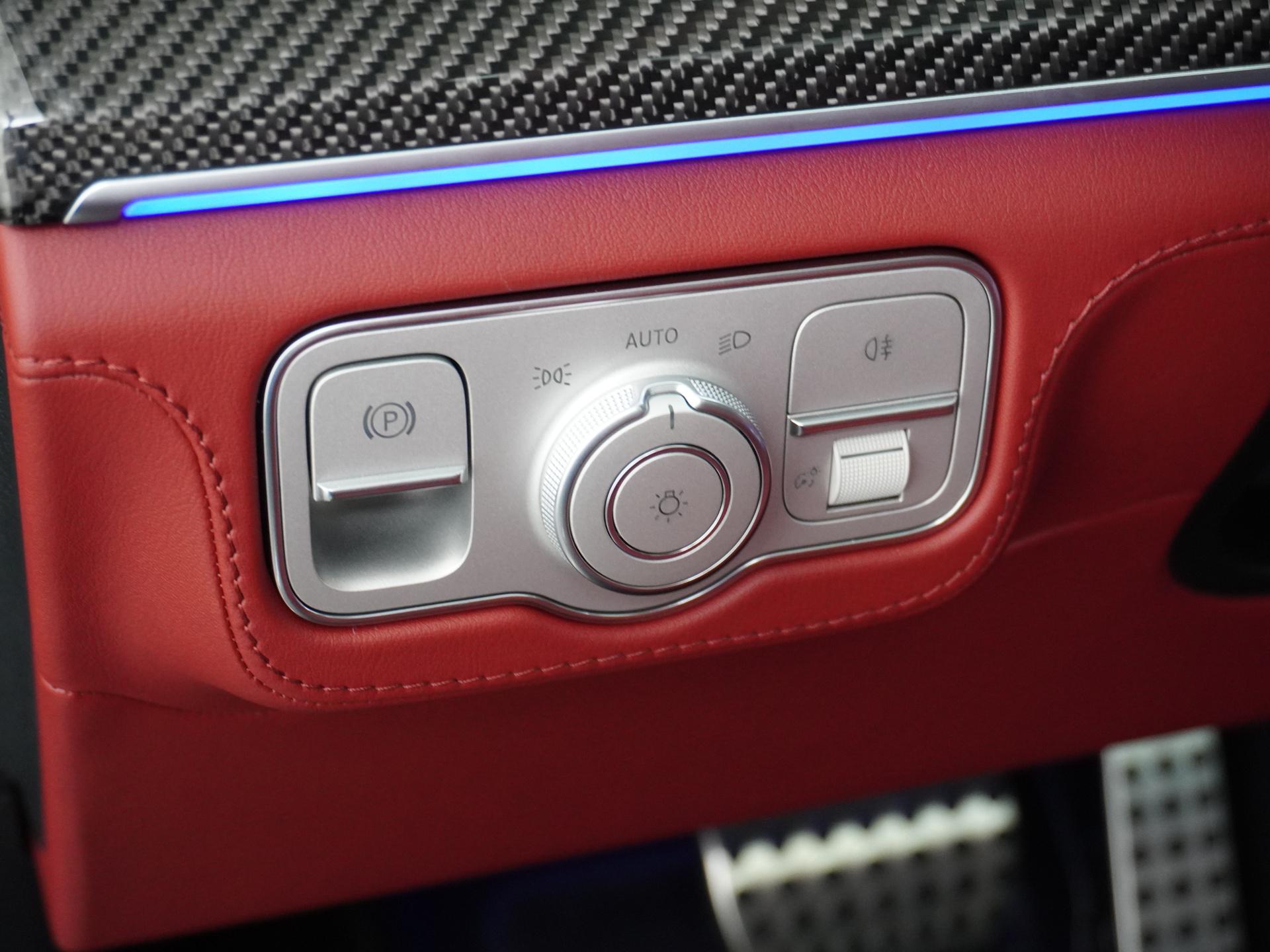 Mercedes-Benz GLS 450 4MATIC AMG Line 38