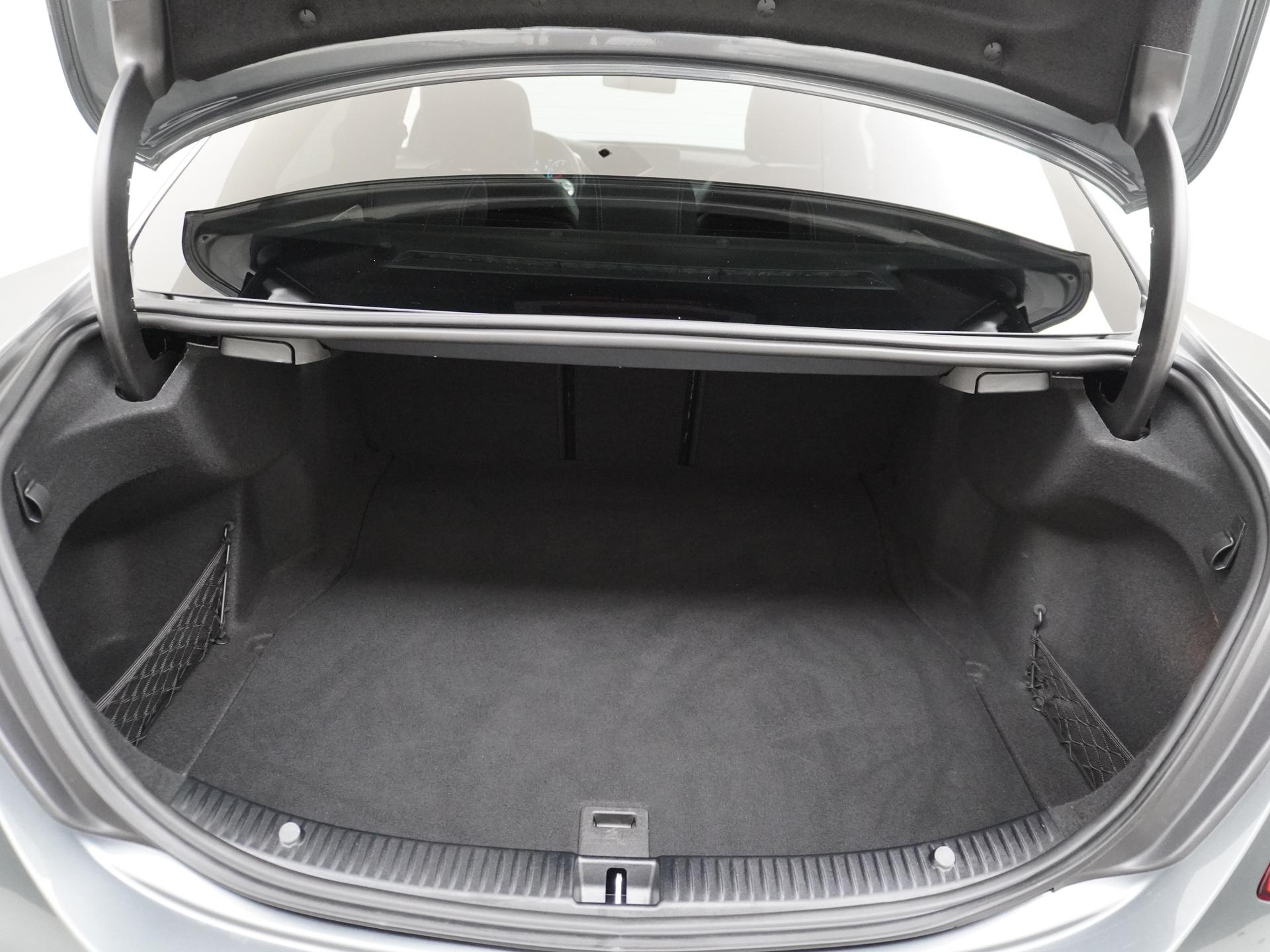 Mercedes-Benz C-Klasse 180 AMG Business Solution 13